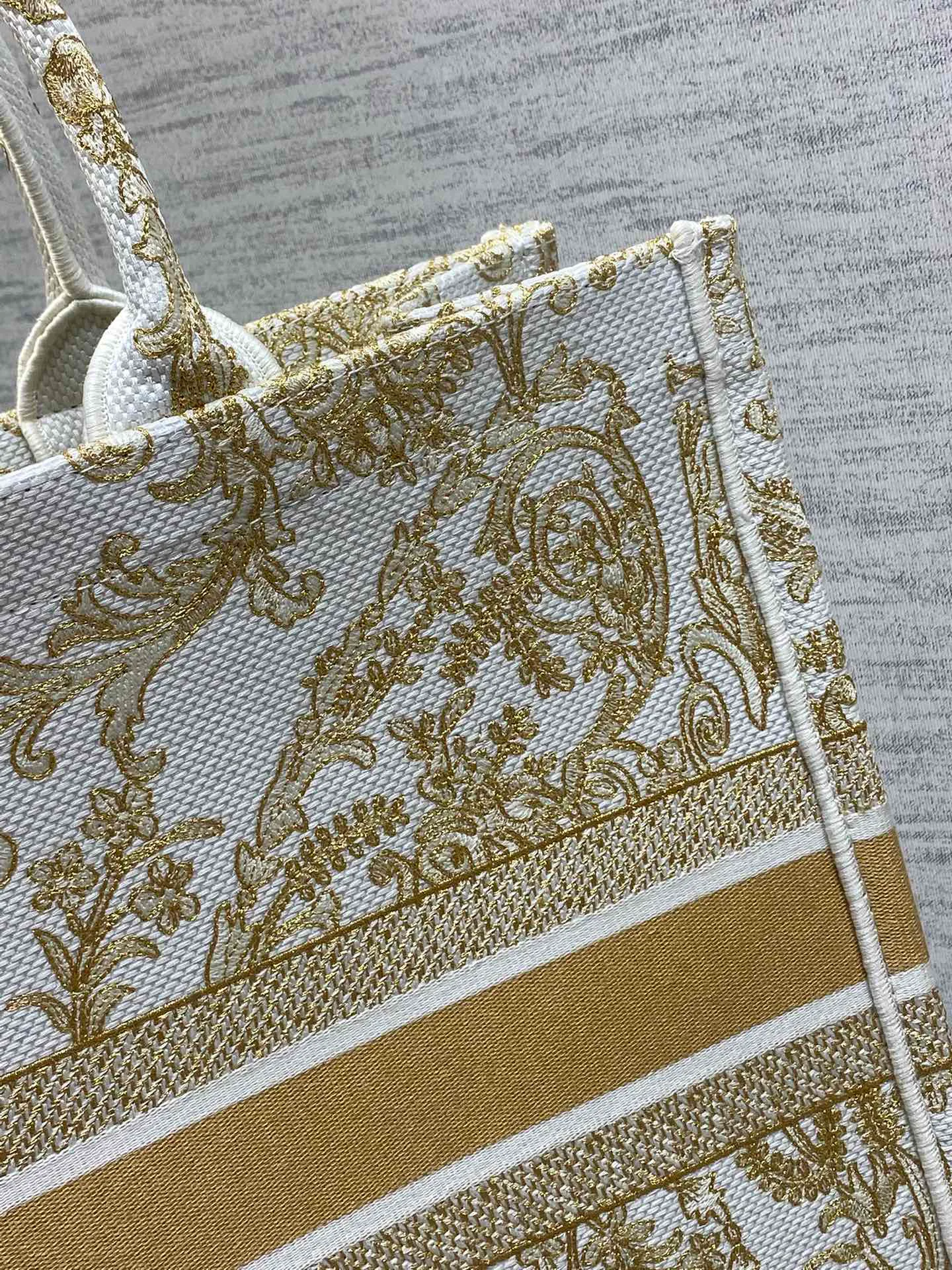 Классические Сумки Женские Christian Dior 11224053