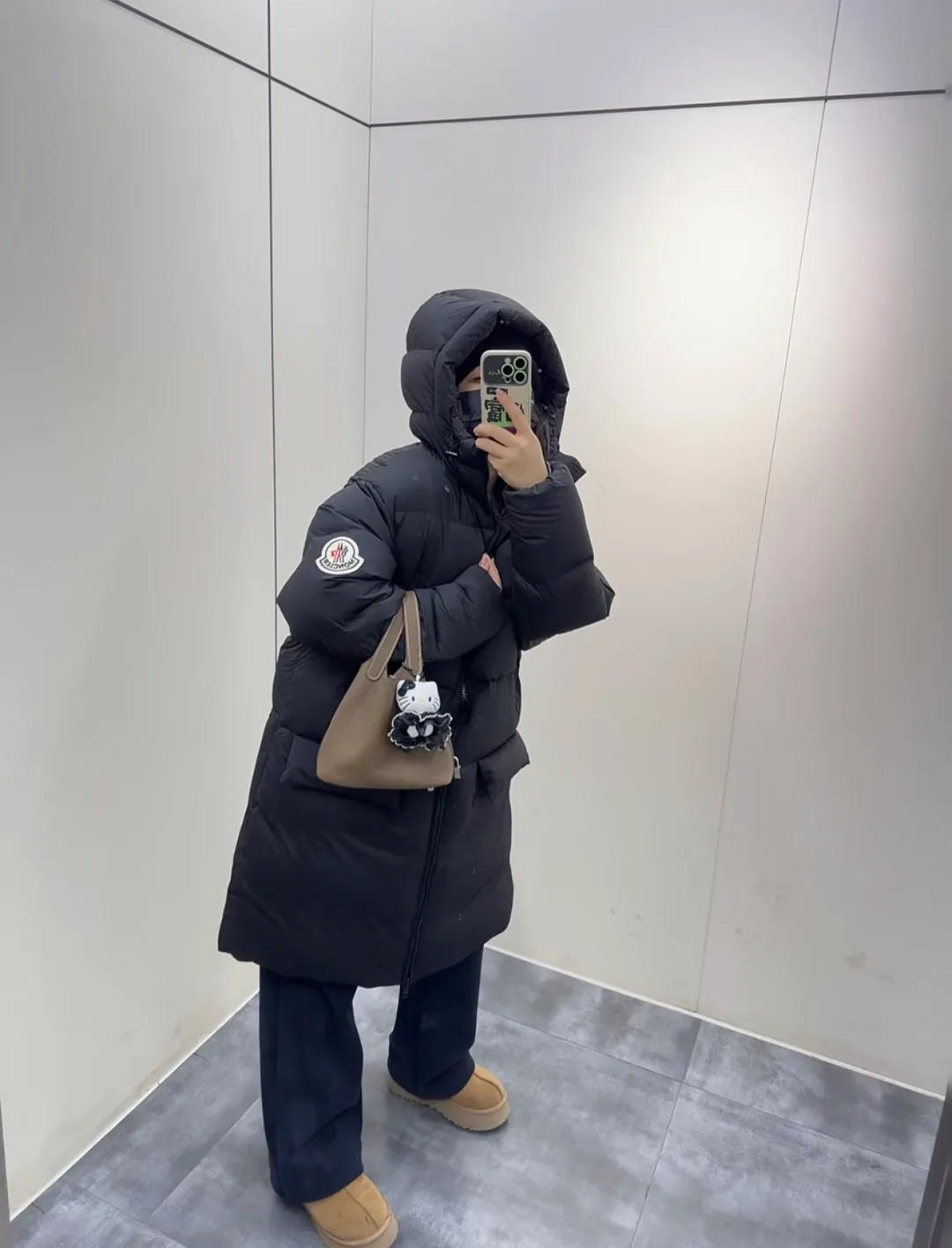 Куртки И Пуховики Женские Moncler 18007534
