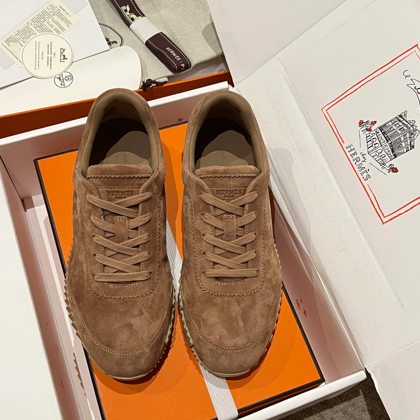 Кроссовки Женские Hermes 18080329