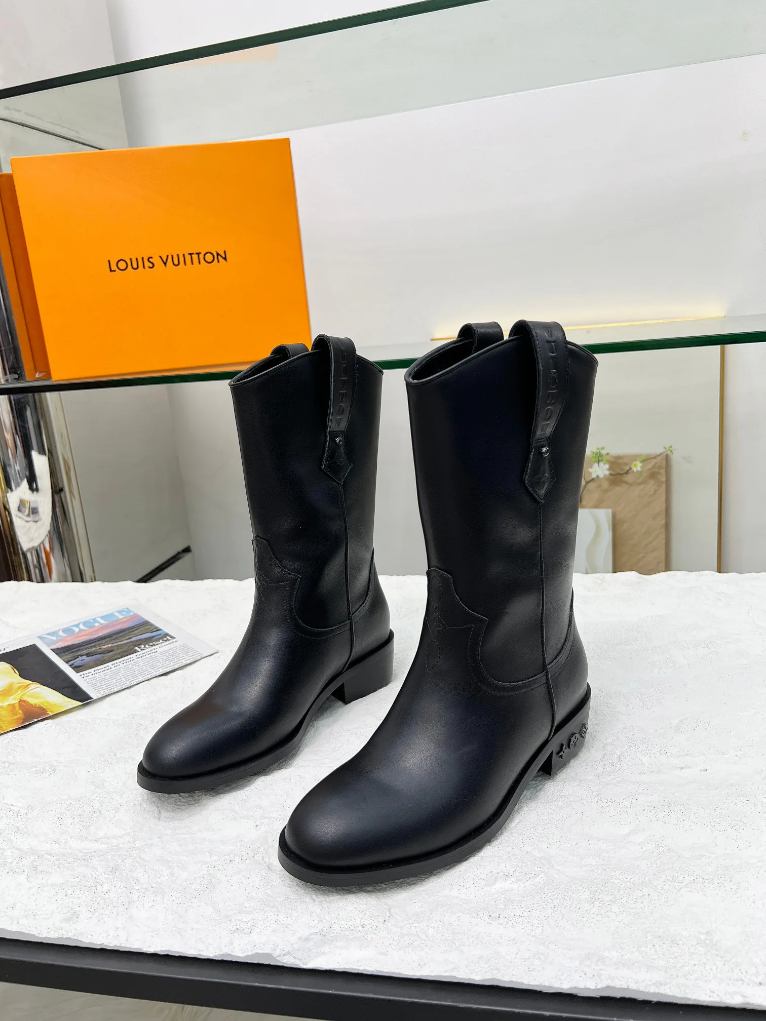 Сапоги Женские Louis Vuitton 17948505