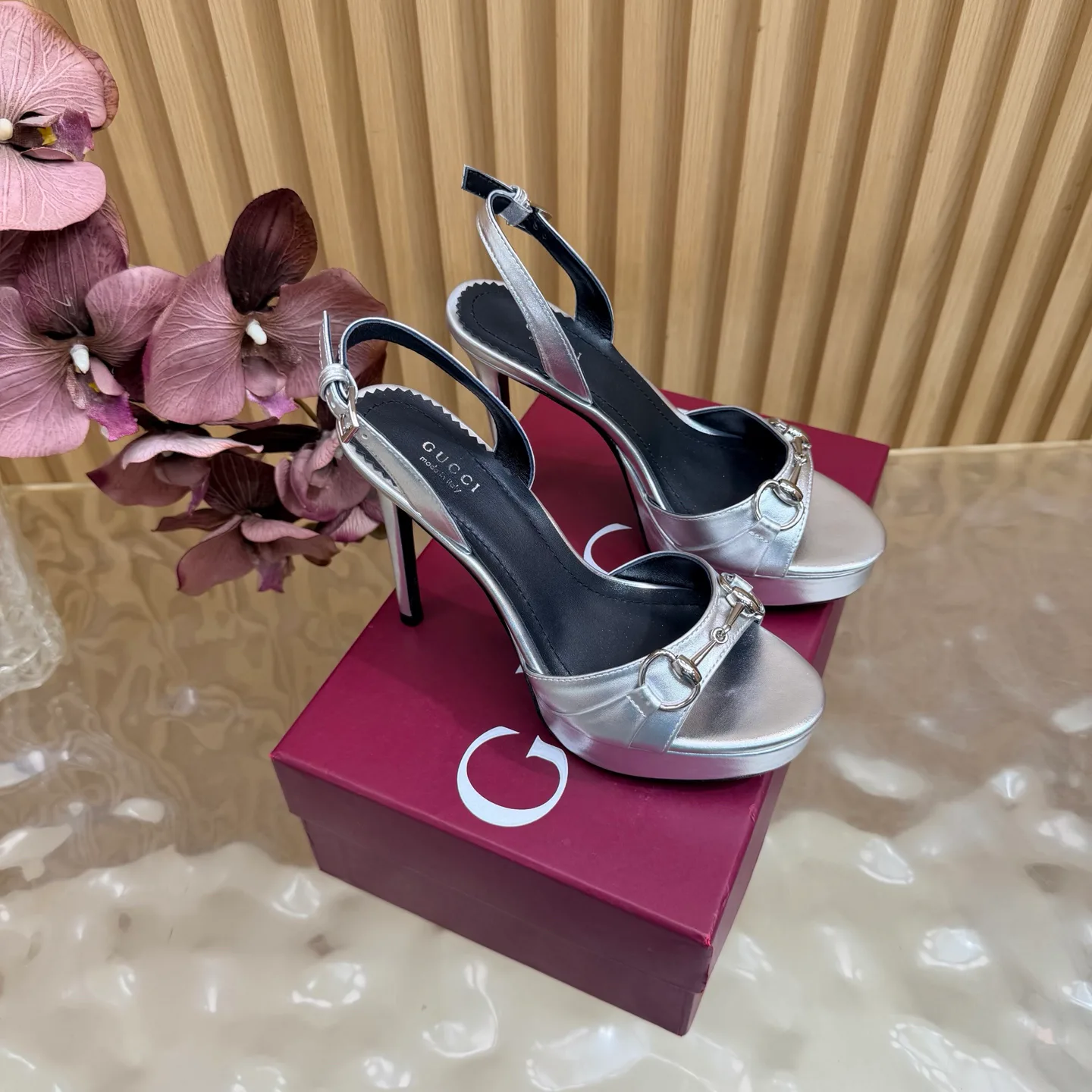Босоножки Женские Gucci 17448815
