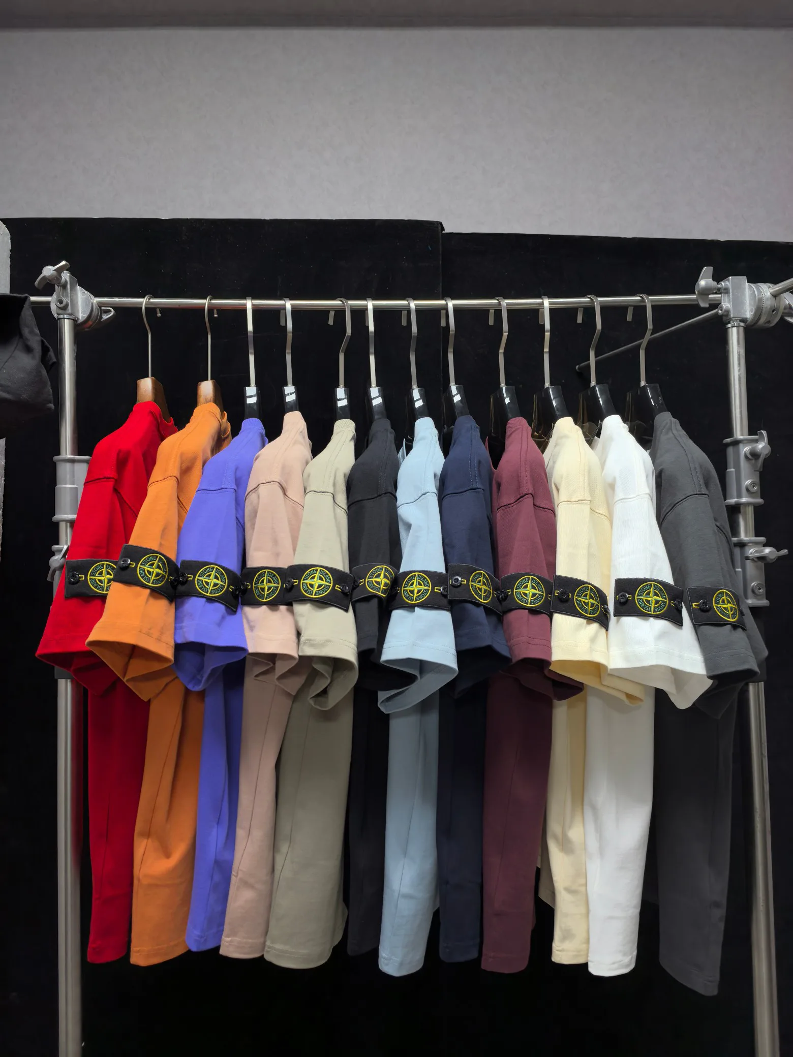 Футболки Женские Stone Island 2687