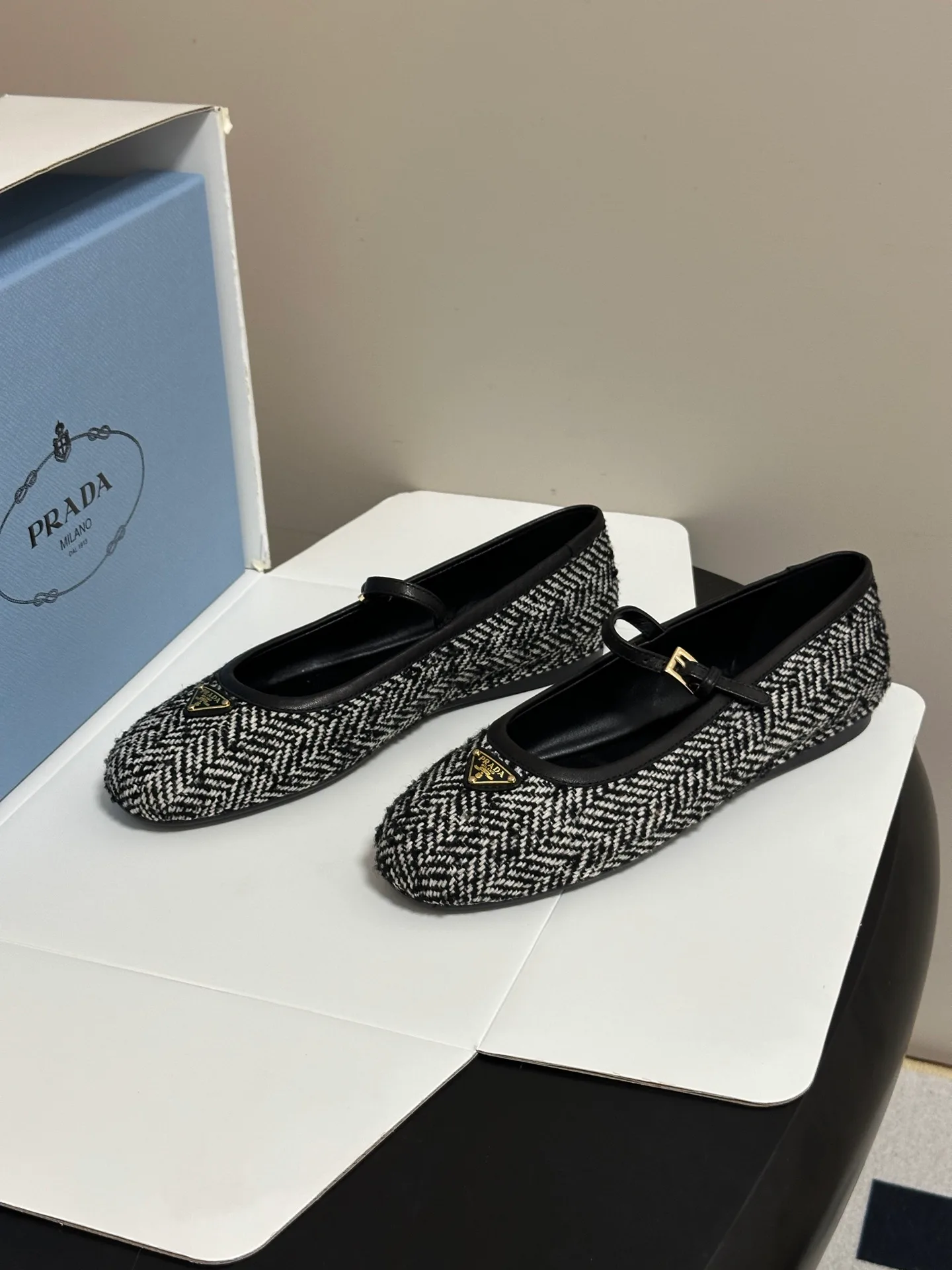 Балетки Женские Prada 18520378