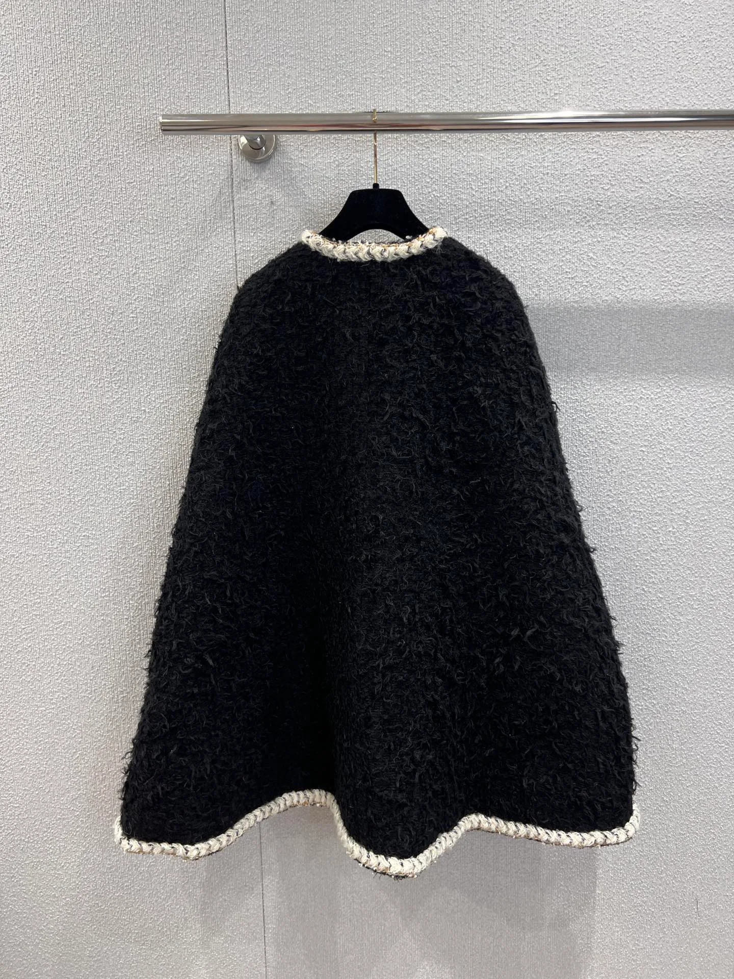 Куртки И Пуховики Женские Chanel 442340