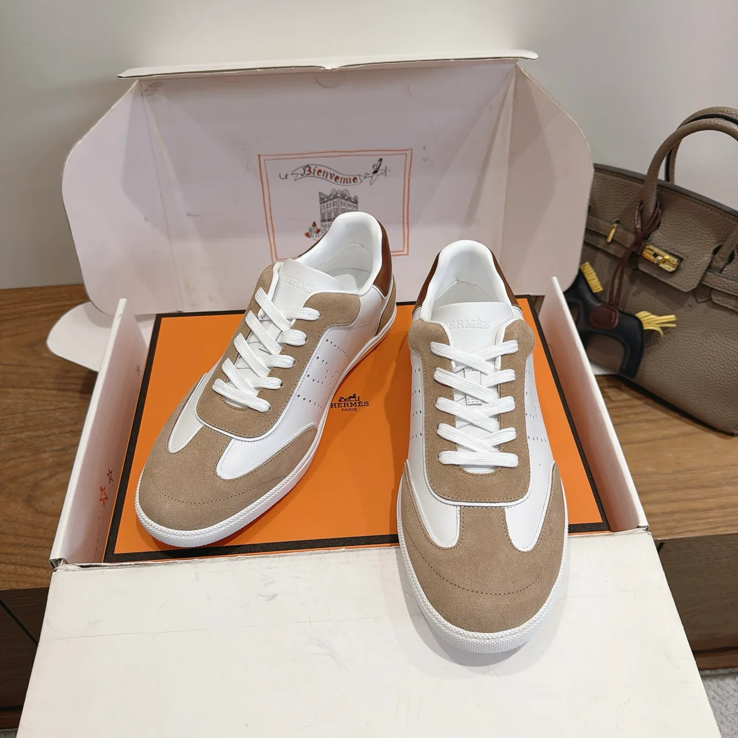 Кроссовки Женские Hermes 18230934