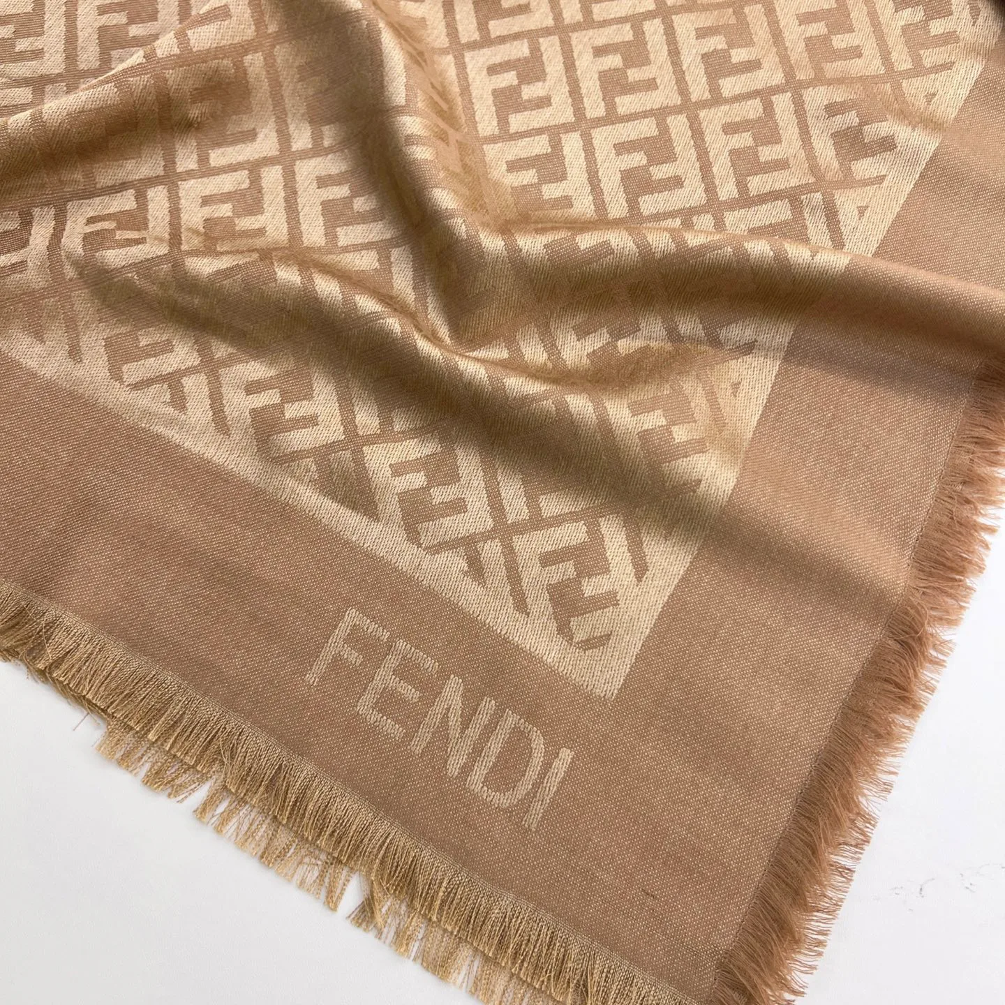 Шарфы Fendi 397421