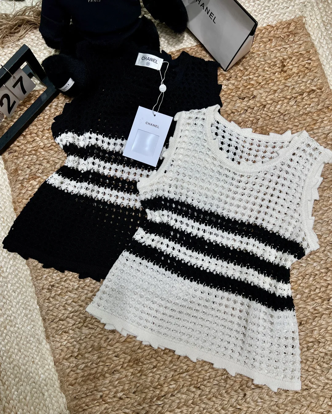 Жилеты Женские Chanel 10239353