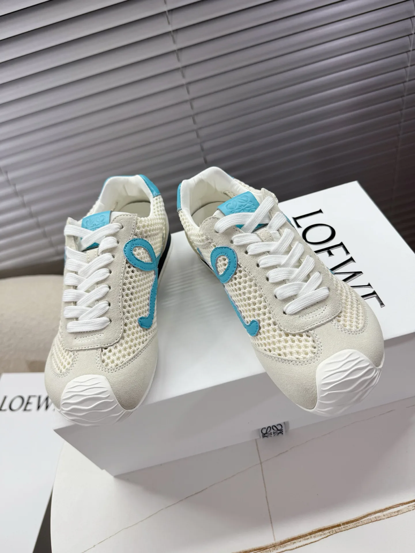 Кроссовки Женские Loewe 3923278