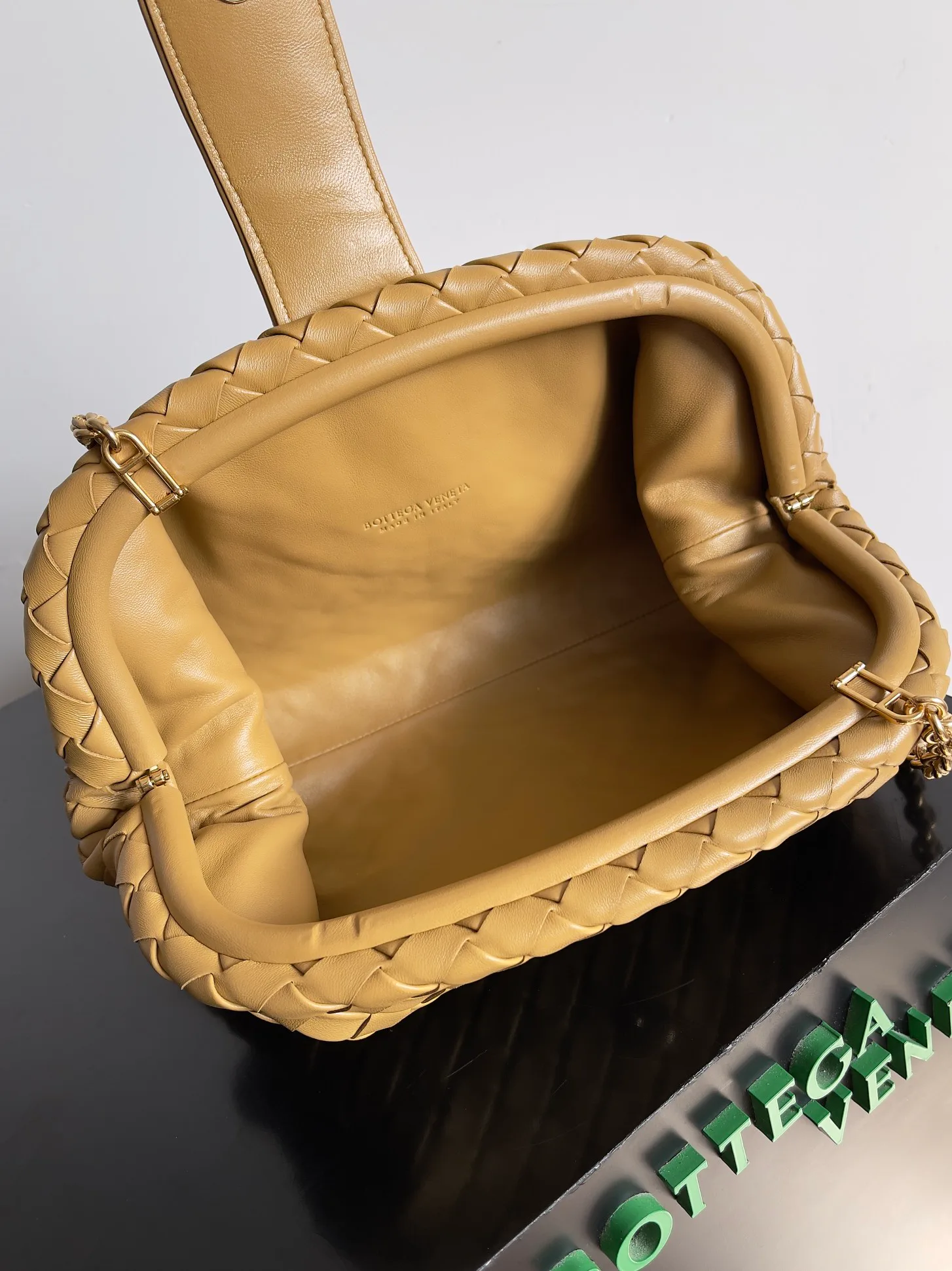 Сумки На Ремне Женские Bottega Veneta 368898