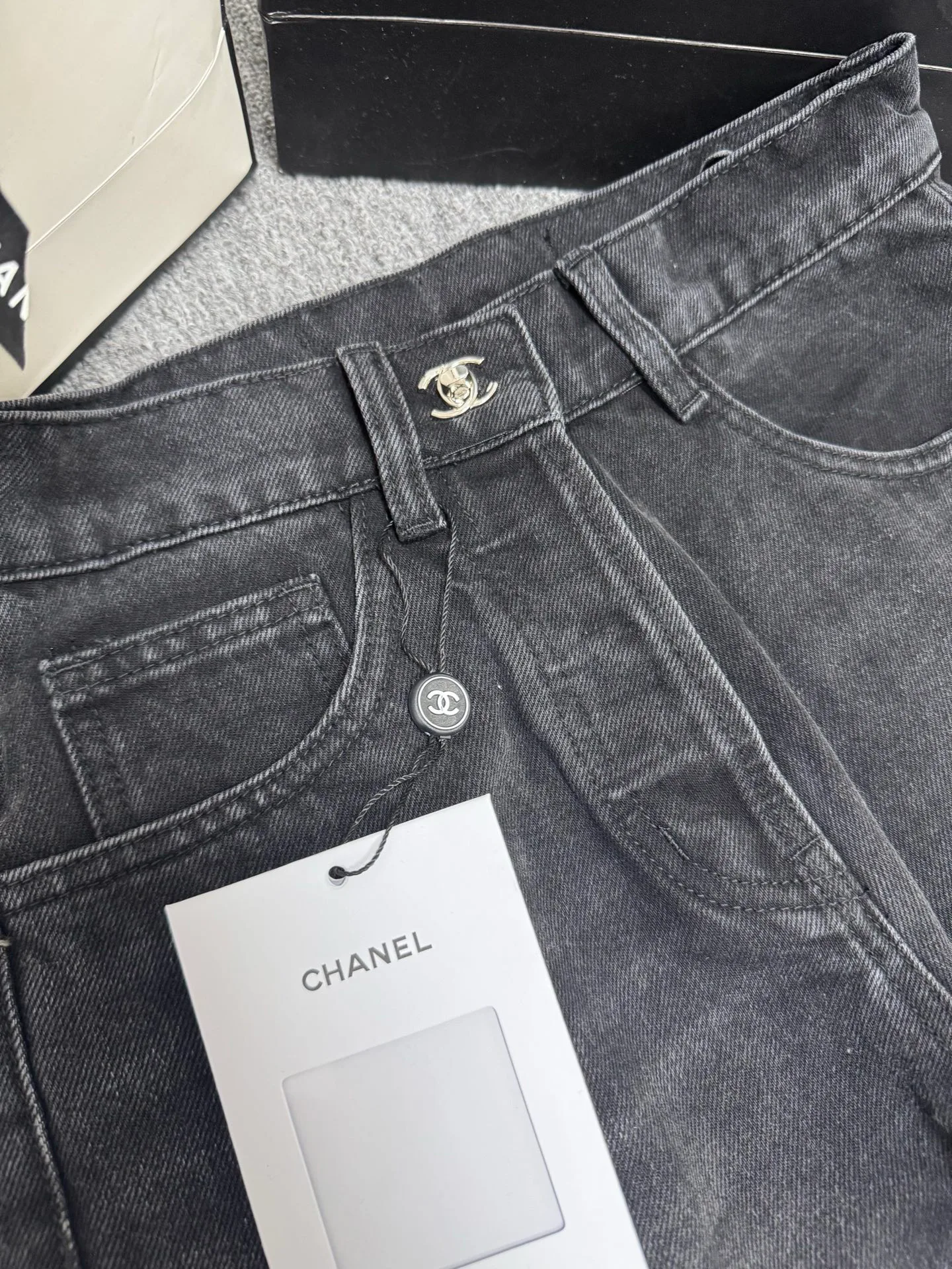 Джинсы Женские Chanel 12705565