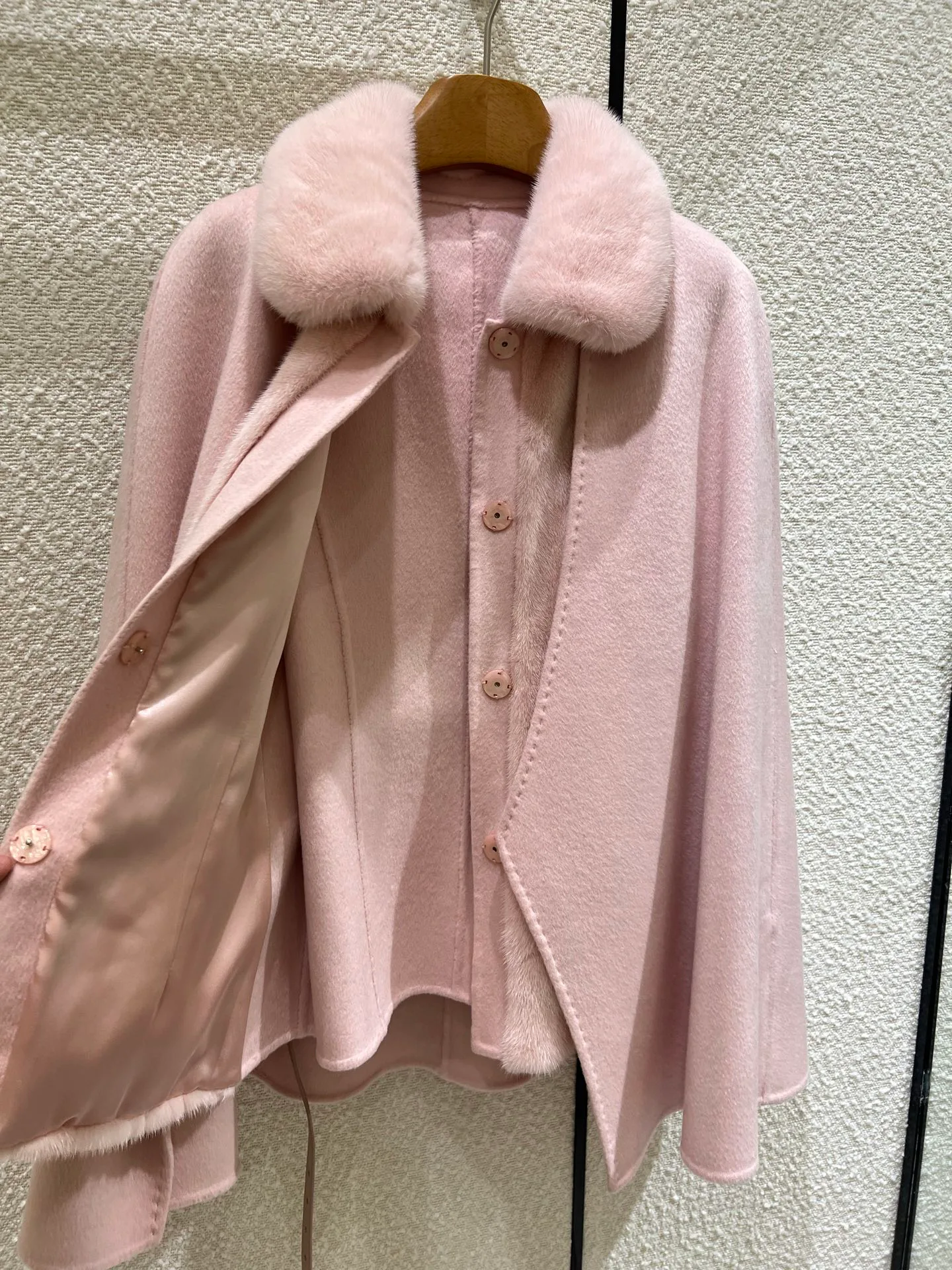 Пальто Женские Loro Piana 19779144