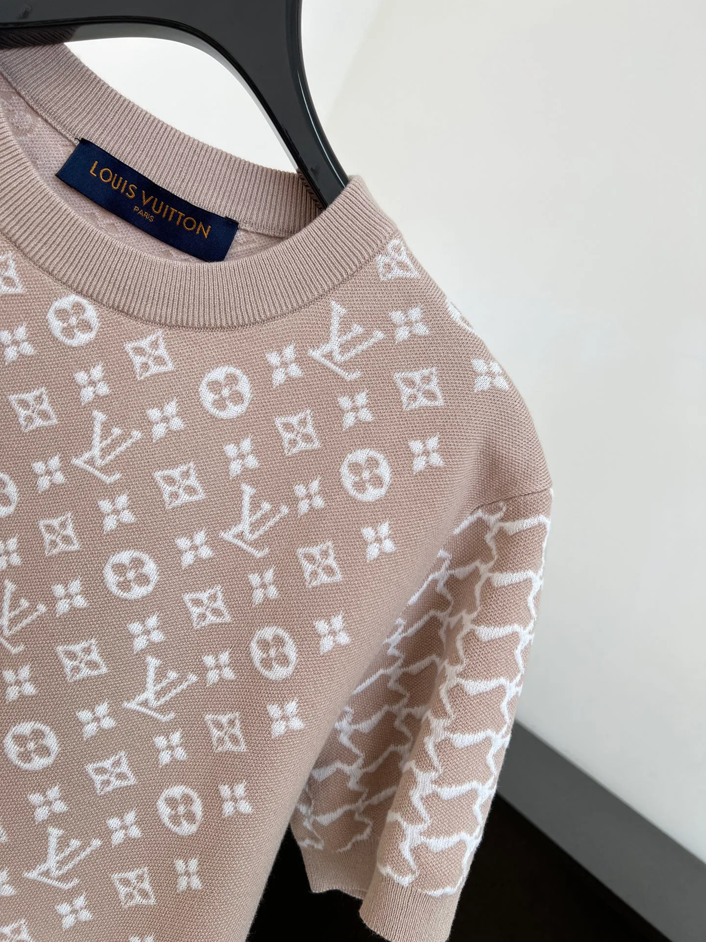 Топы Женские Louis Vuitton 11700136