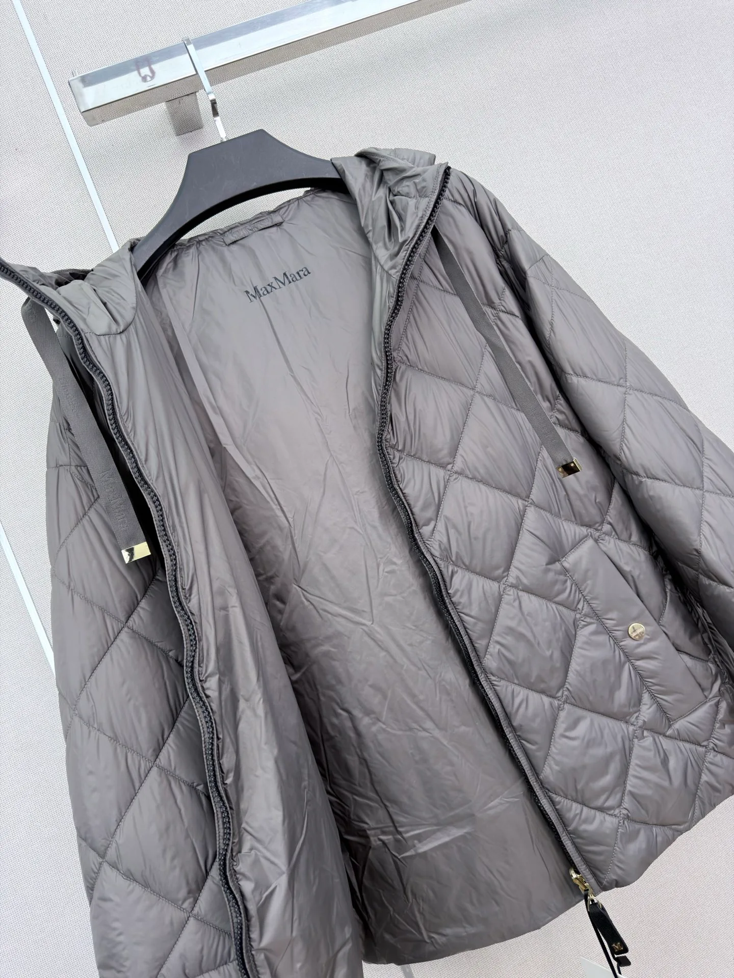 Куртки И Пуховики Женские Max Mara 18108356