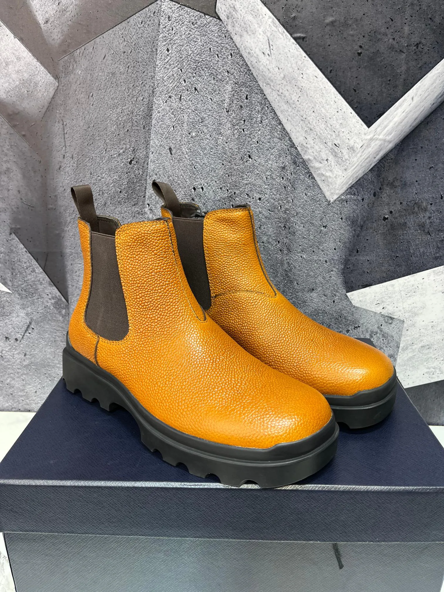 Ботинки Мужские Prada 19570759
