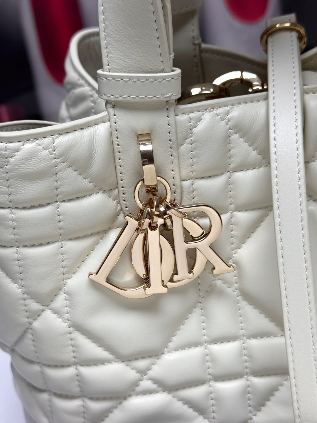 Классические Сумки Женские Christian Dior 12802574