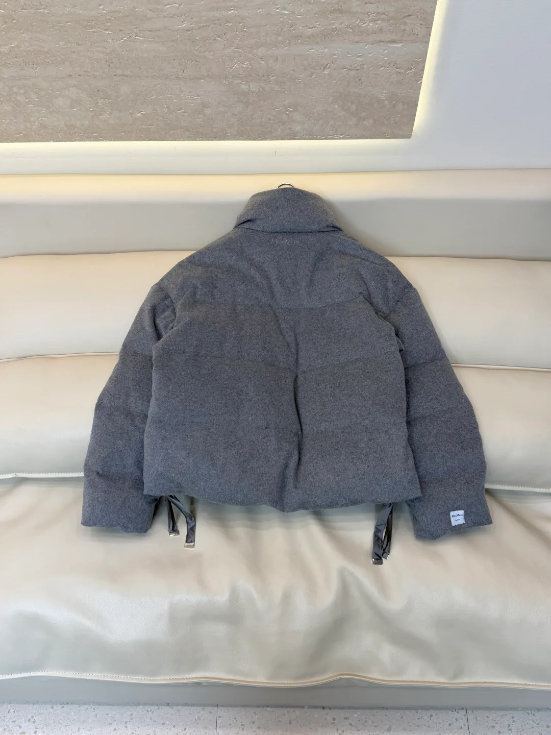 Куртки И Пуховики Женские Max Mara 18379602