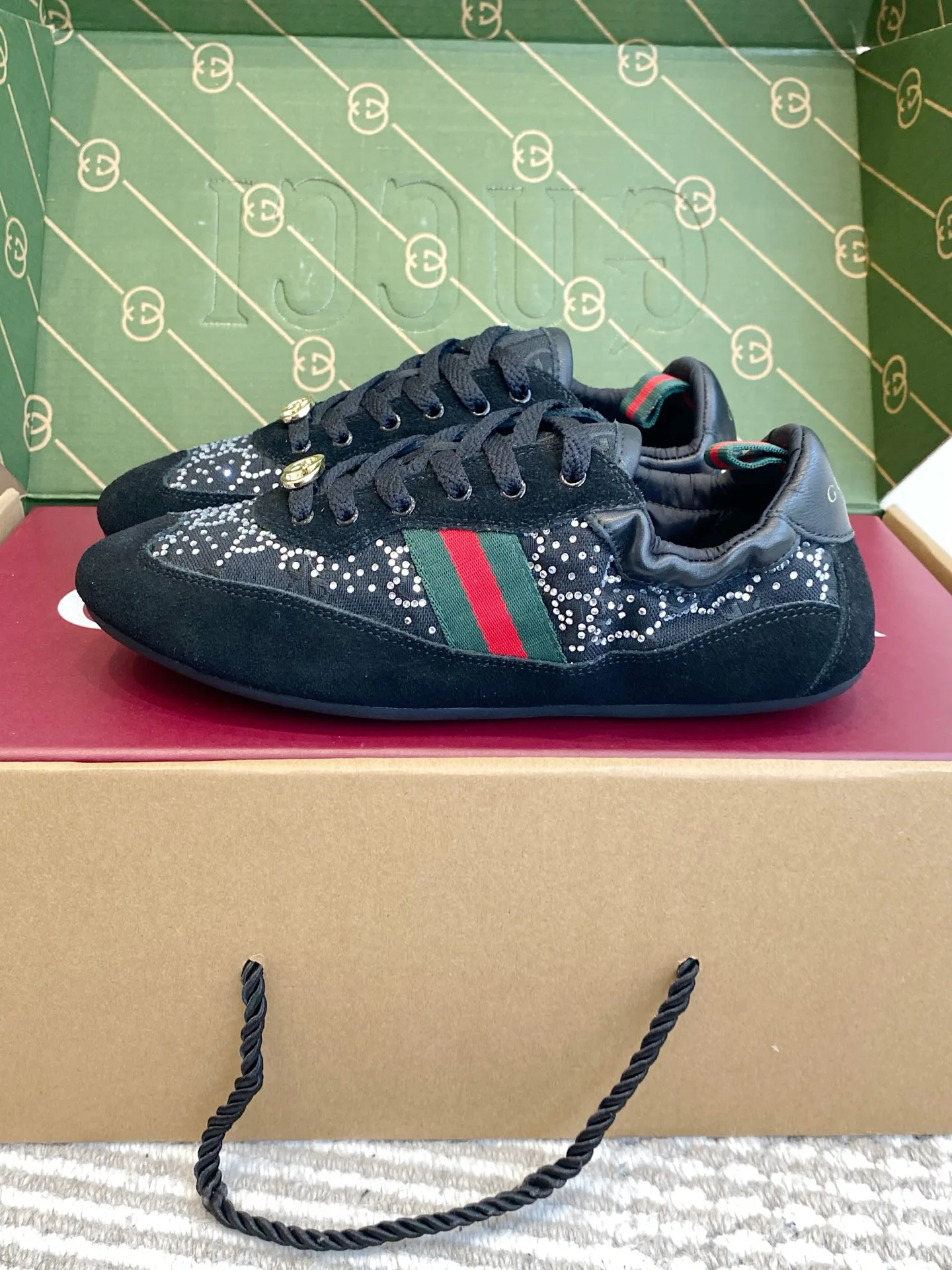 Кроссовки Женские Gucci 738973