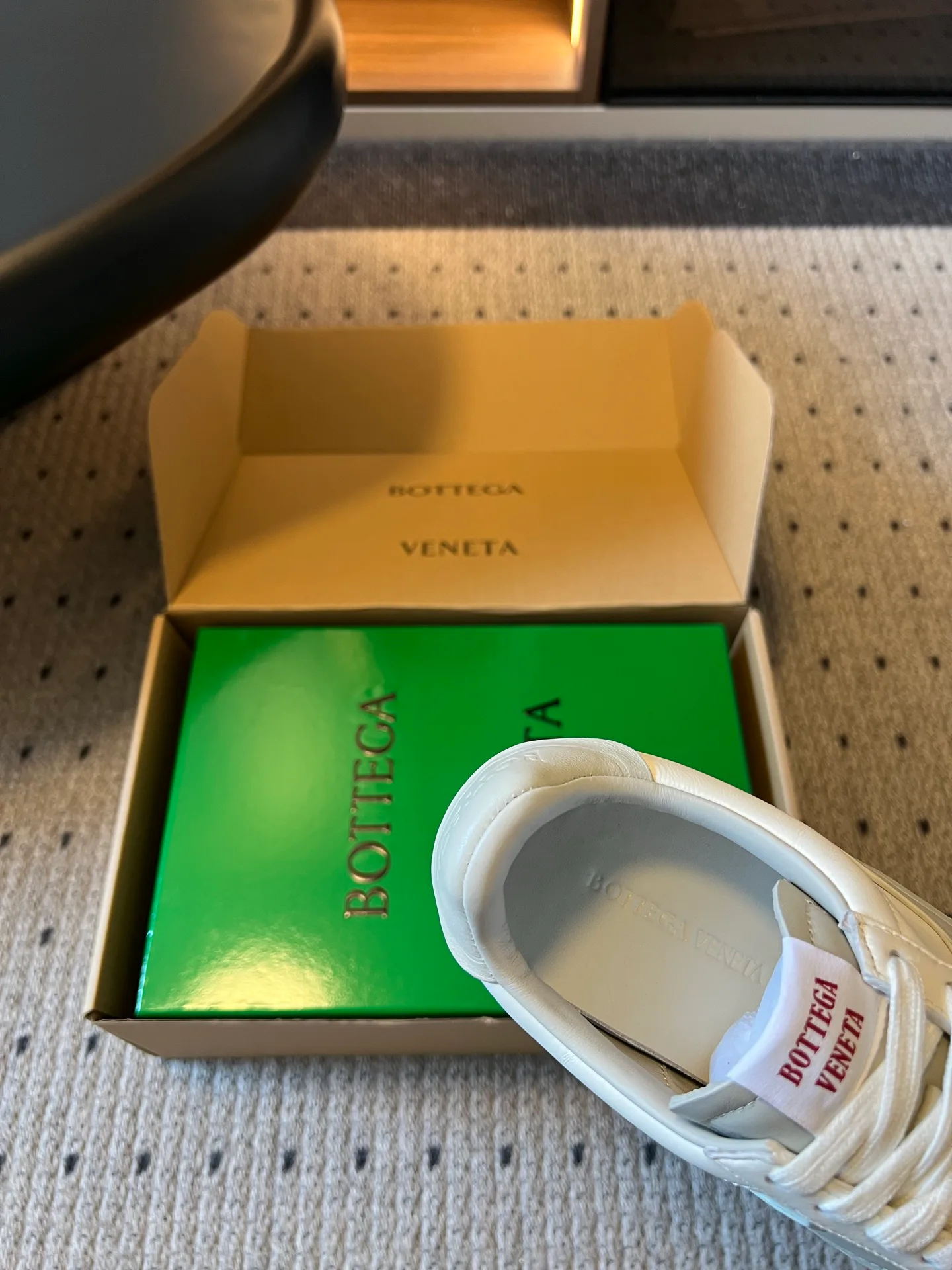 Кроссовки Женские Bottega Veneta 18034572