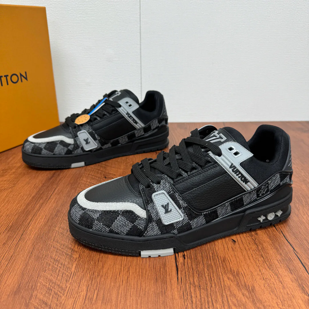 Кроссовки Мужские Louis Vuitton 1032399