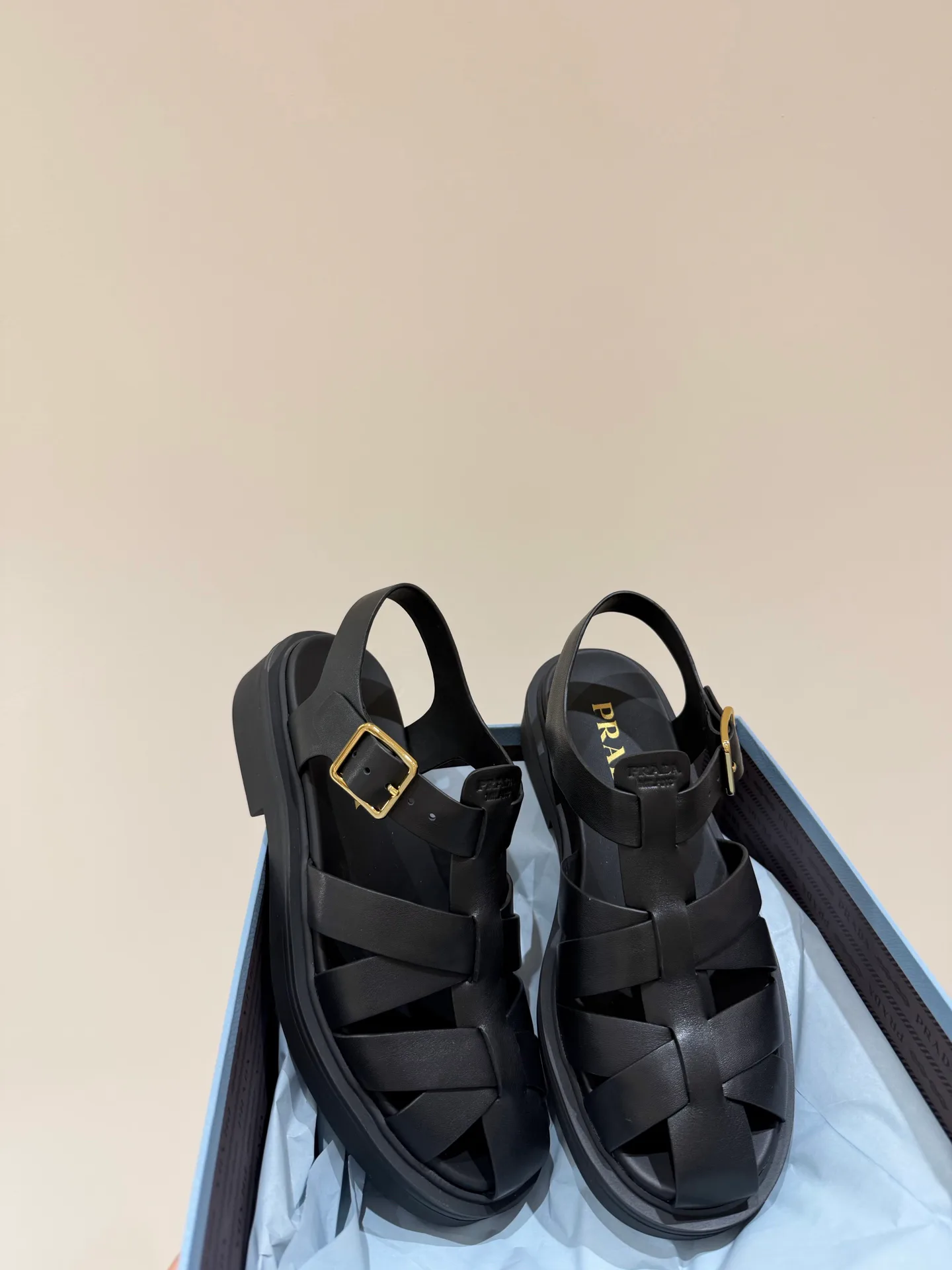 Босоножки Женские Prada 12941379
