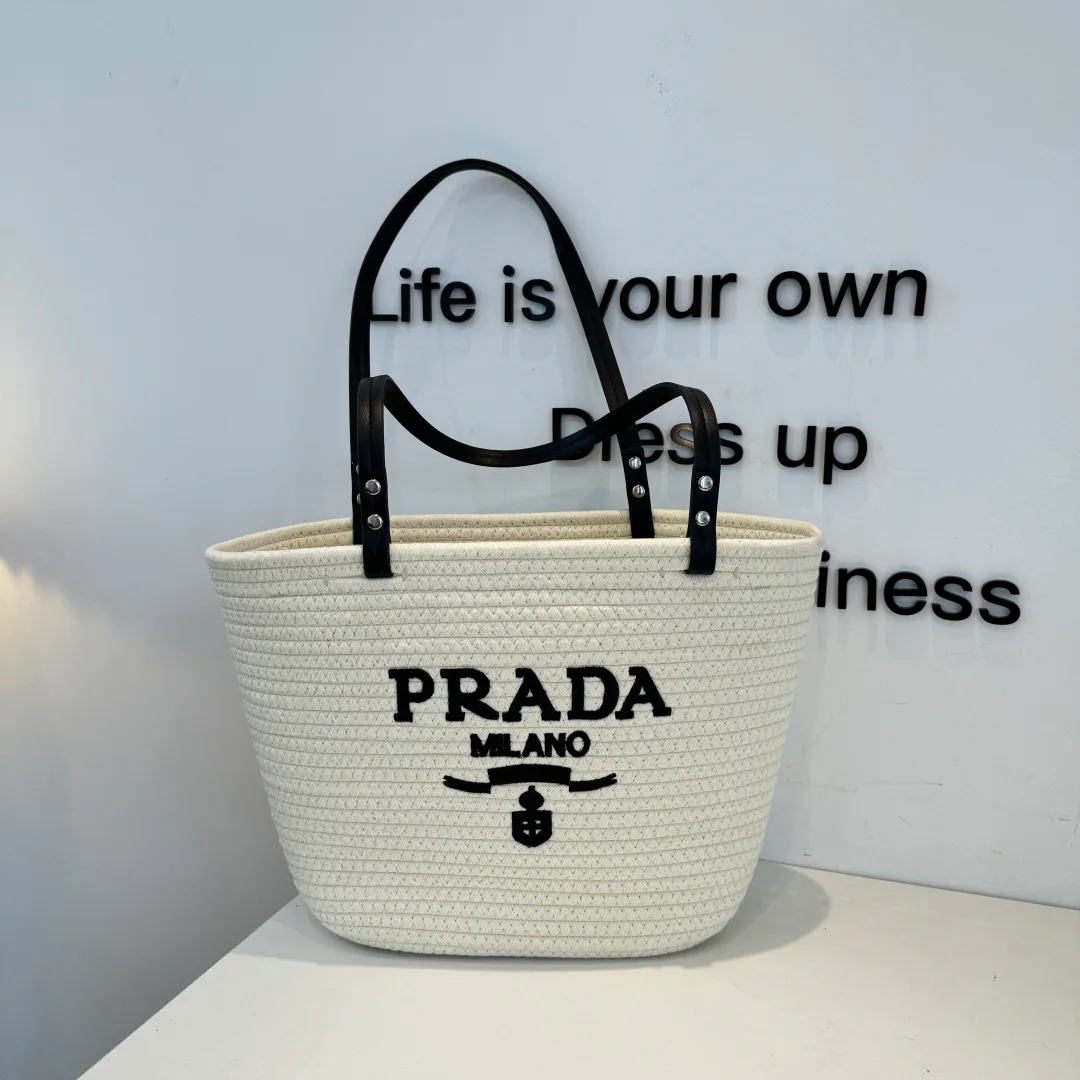 Классические Сумки Женские Prada 12765026