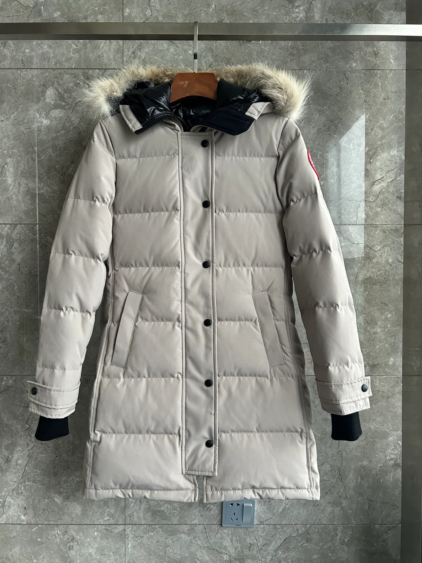 Куртки И Пуховики Женские Canada Goose 18007219
