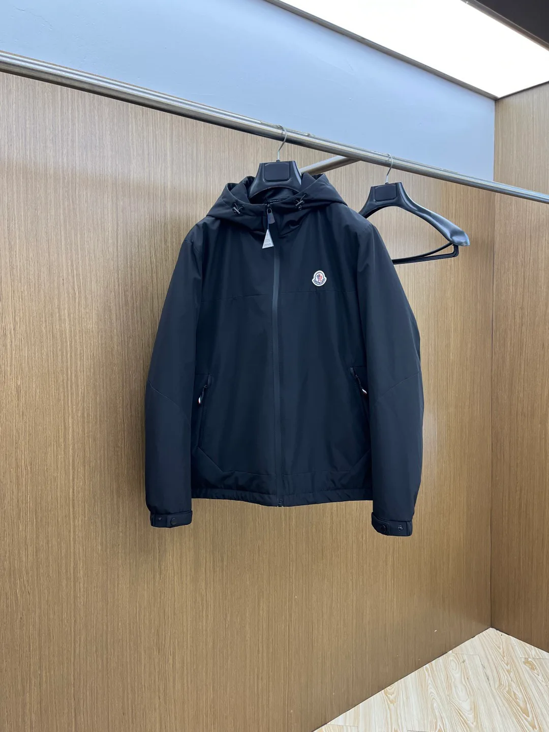 Куртки И Пуховики Мужские Moncler 292155
