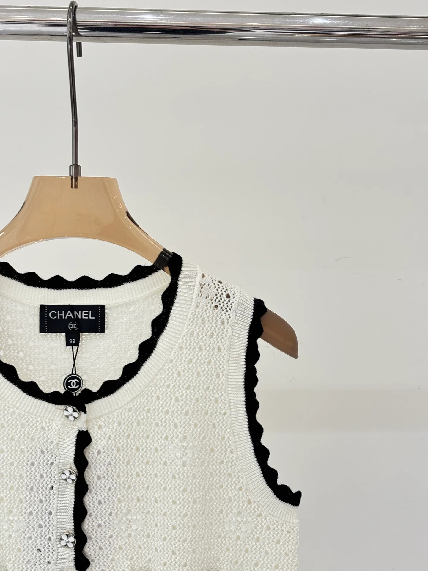 Жилеты Женские Chanel 11540311