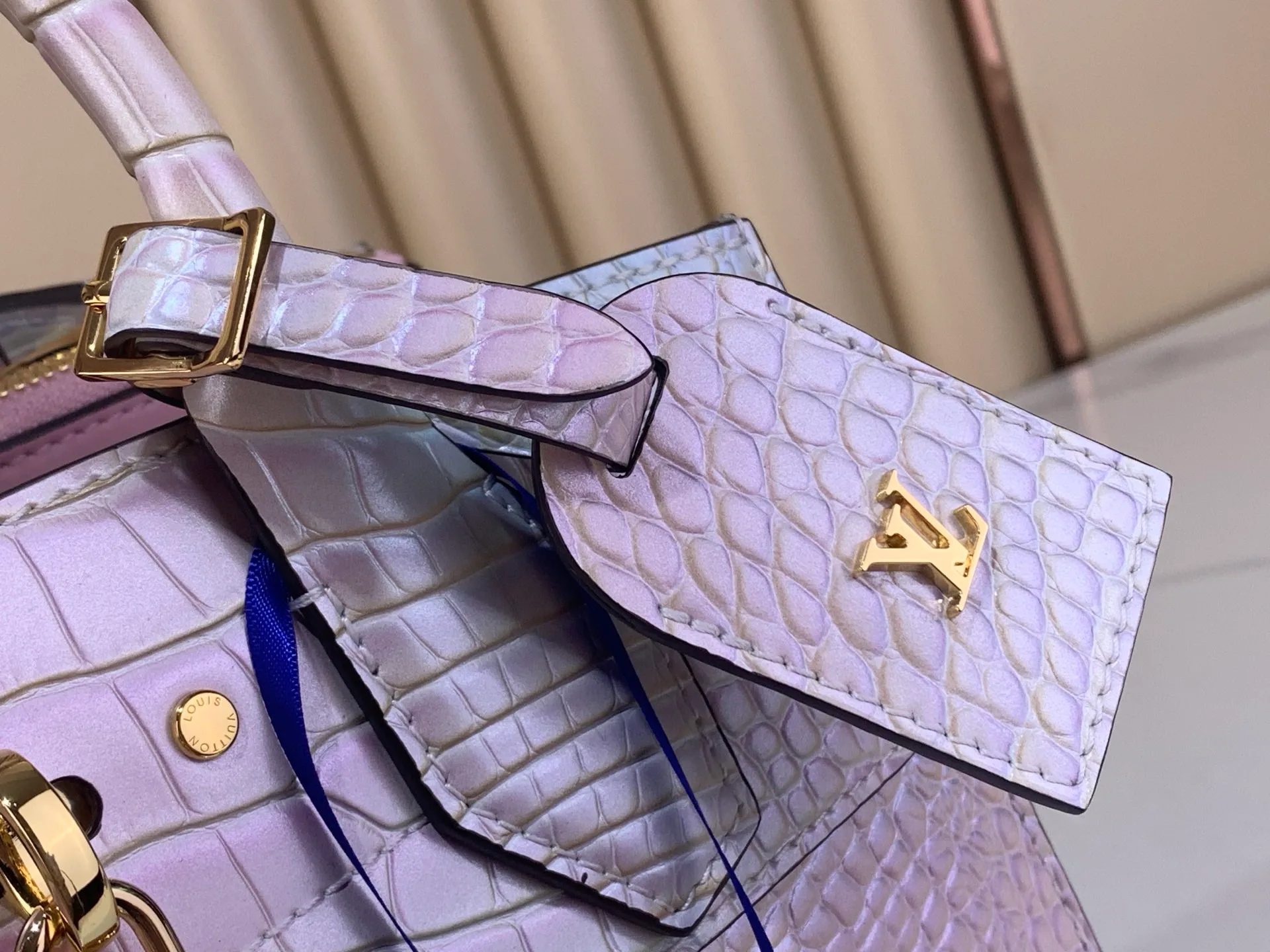 Сумки На Ремне Женские Louis Vuitton 5904539