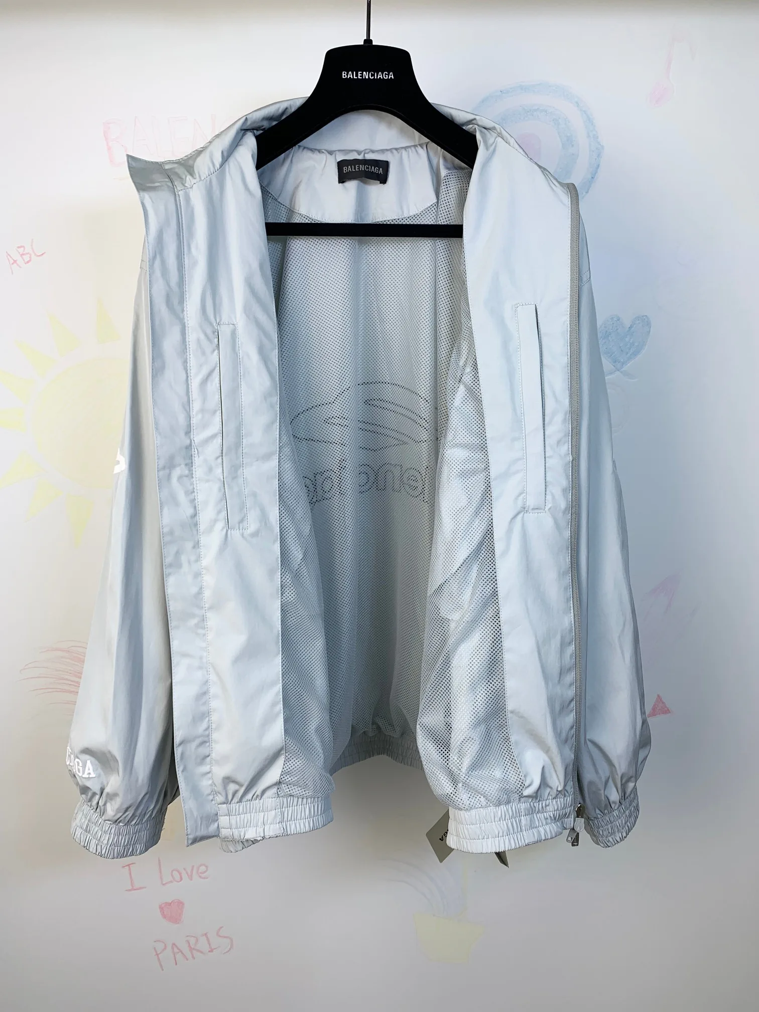 Куртки И Пуховики Женские Balenciaga 18136232