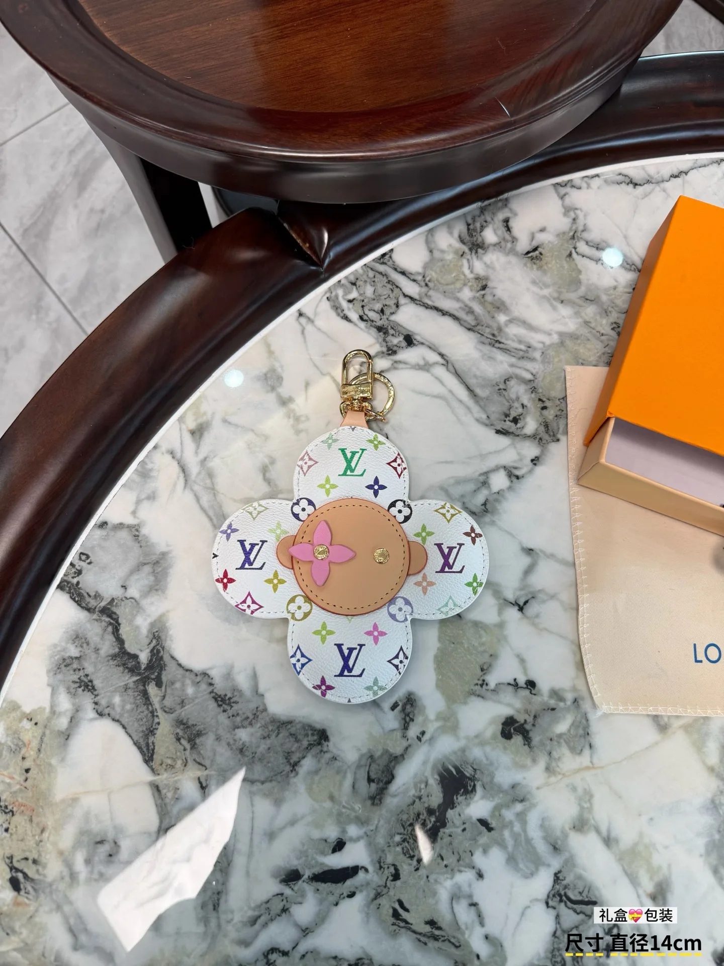 Ключницы Louis Vuitton 17796160