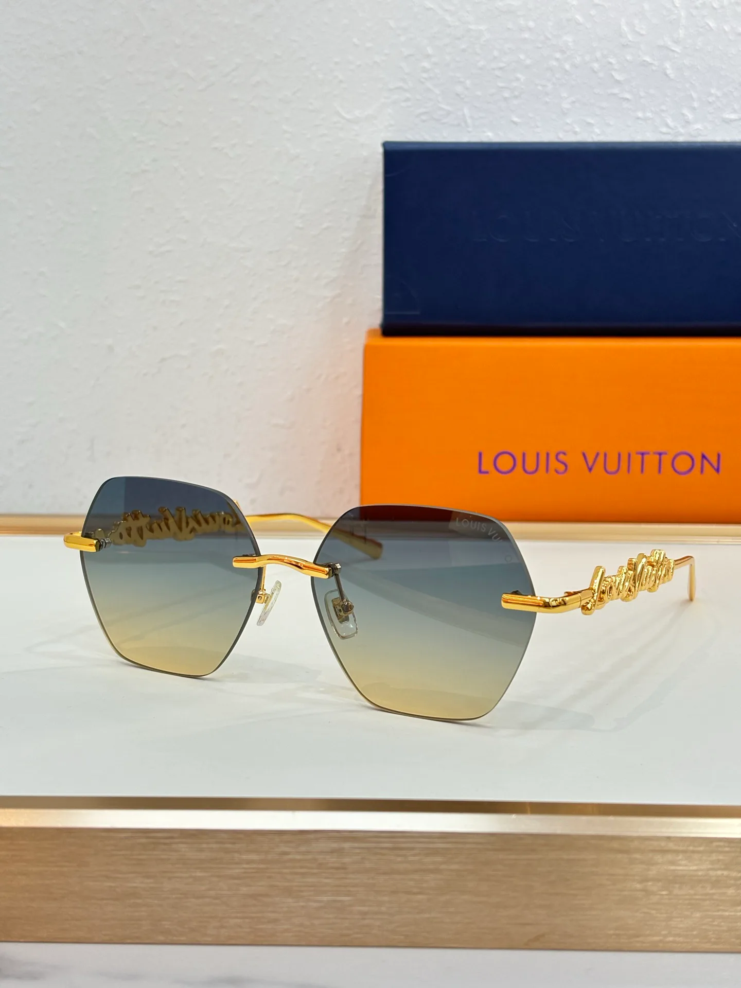Очки Louis Vuitton 18629798