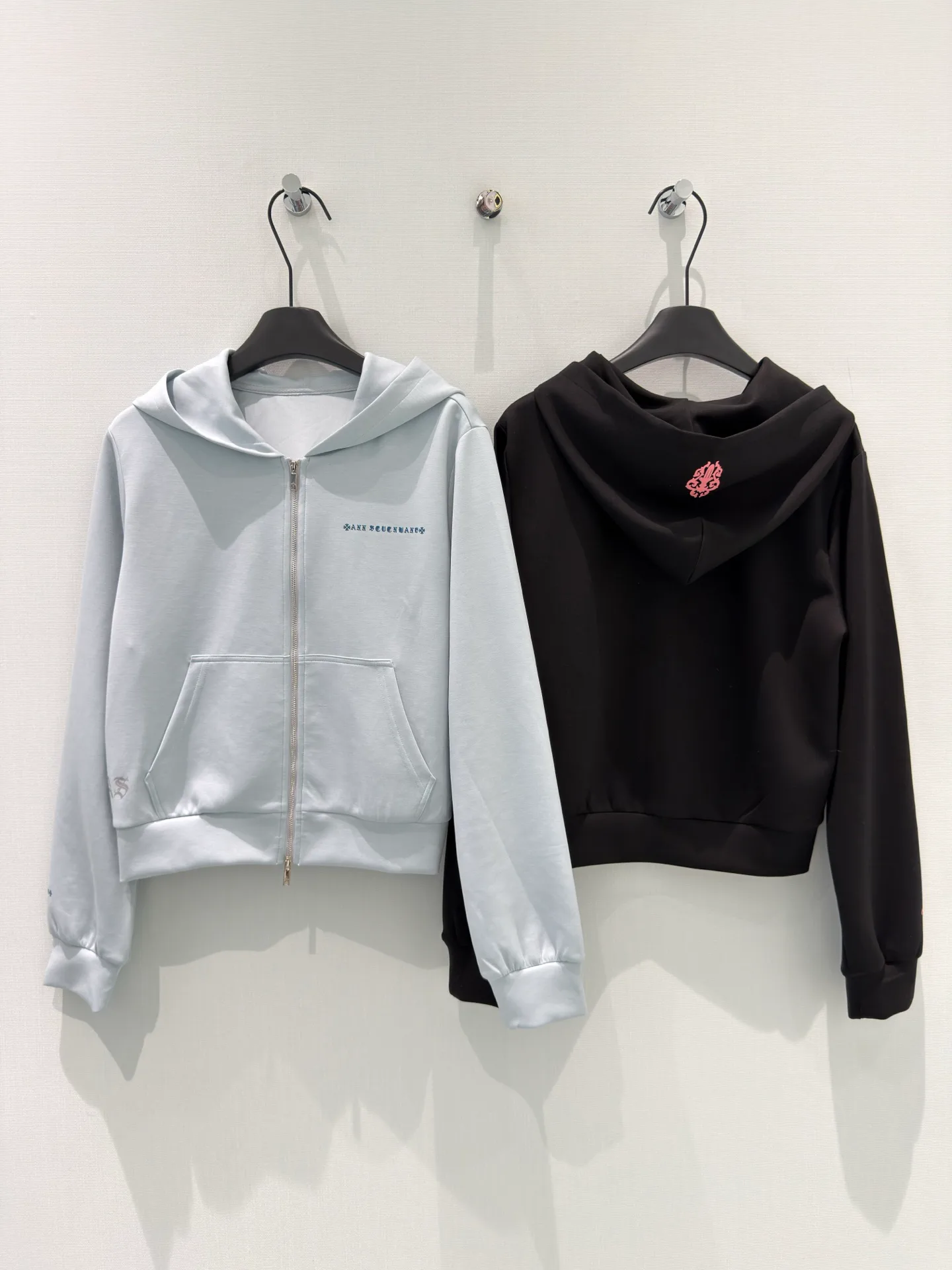 Спортивные Костюмы Женские Chrome Hearts 11274046