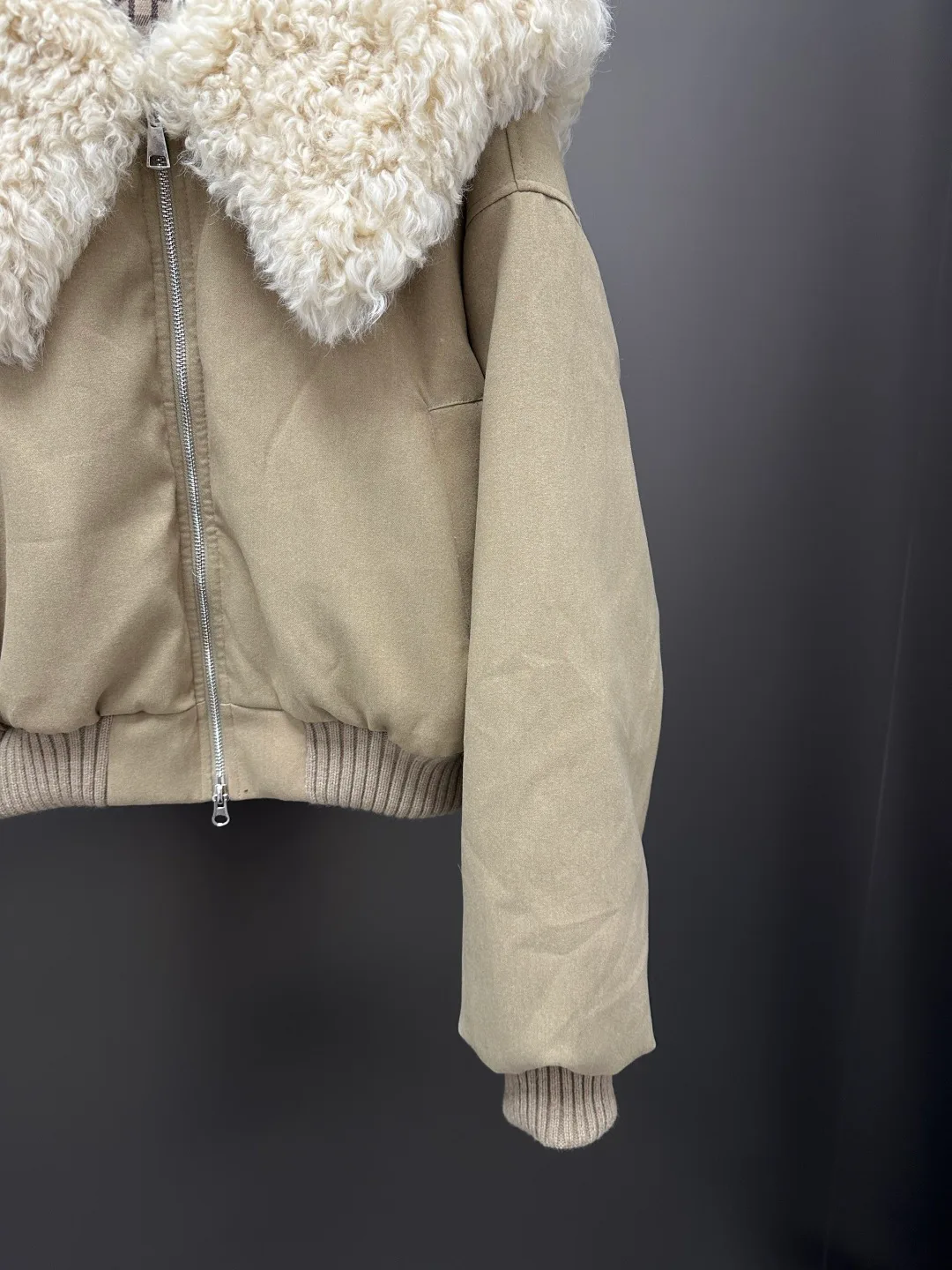 Куртки И Пуховики Женские Max Mara 18902697