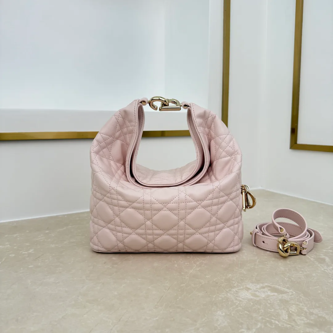 Классические Сумки Женские Christian Dior 18116294