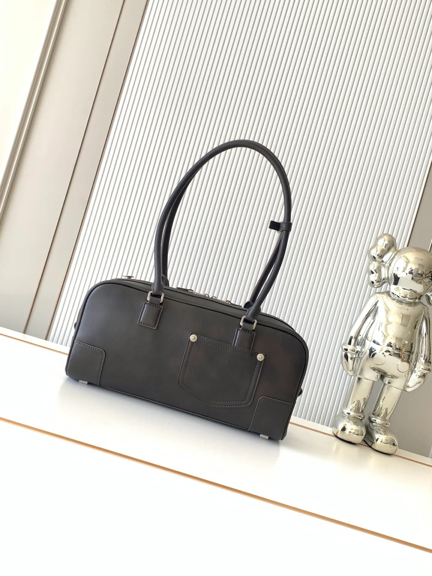 Классические Сумки Женские Loewe 11504283