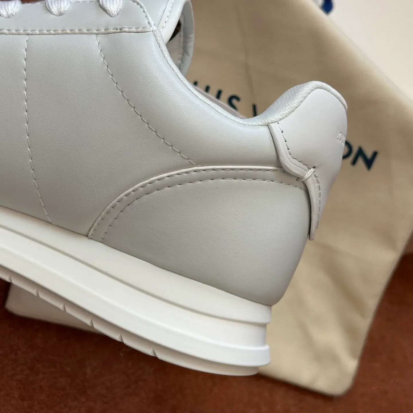 Кроссовки Женские Louis Vuitton 265587