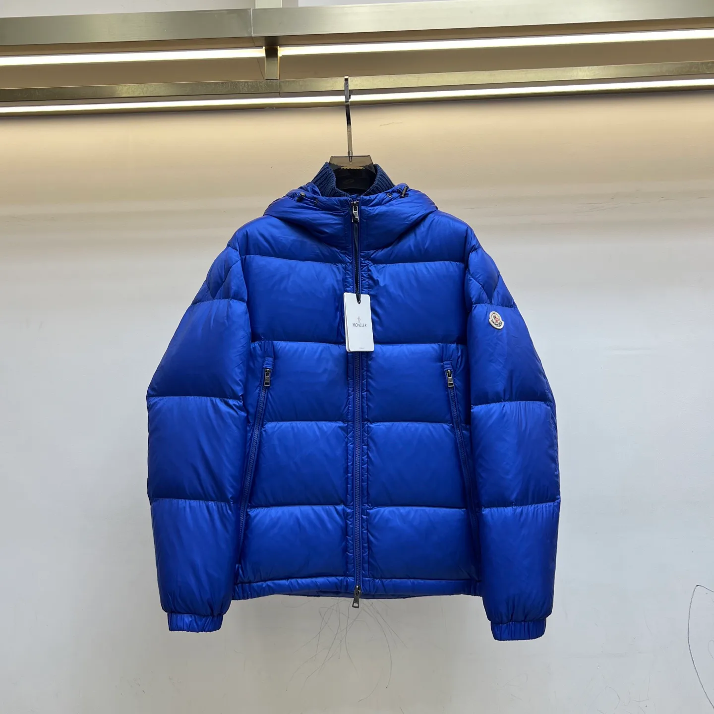 Куртки И Пуховики Женские Moncler 18178507