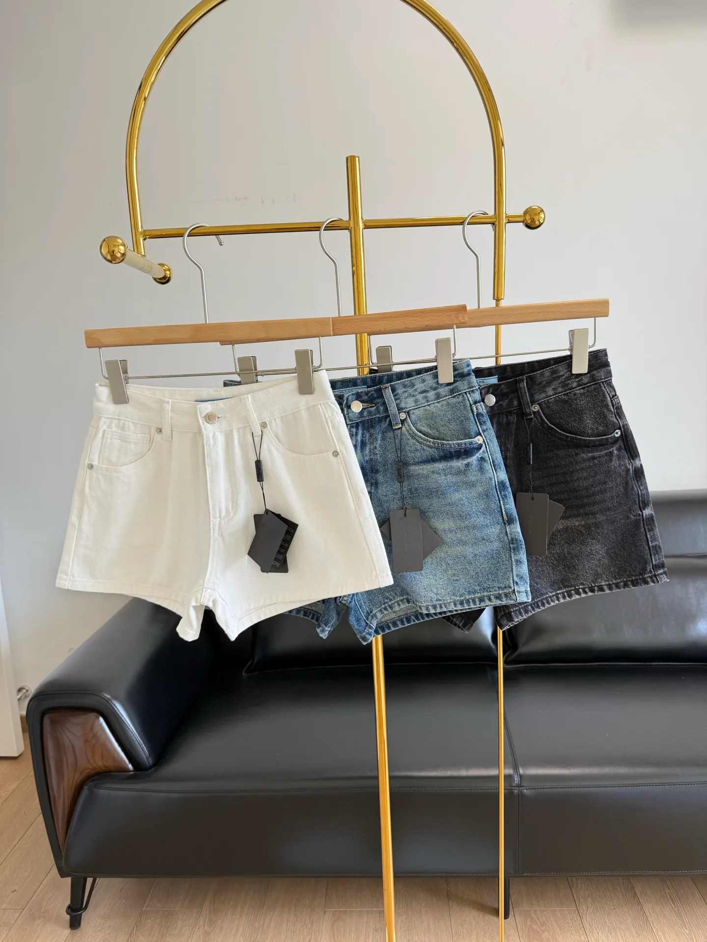 Шорты Женские Prada 1805534