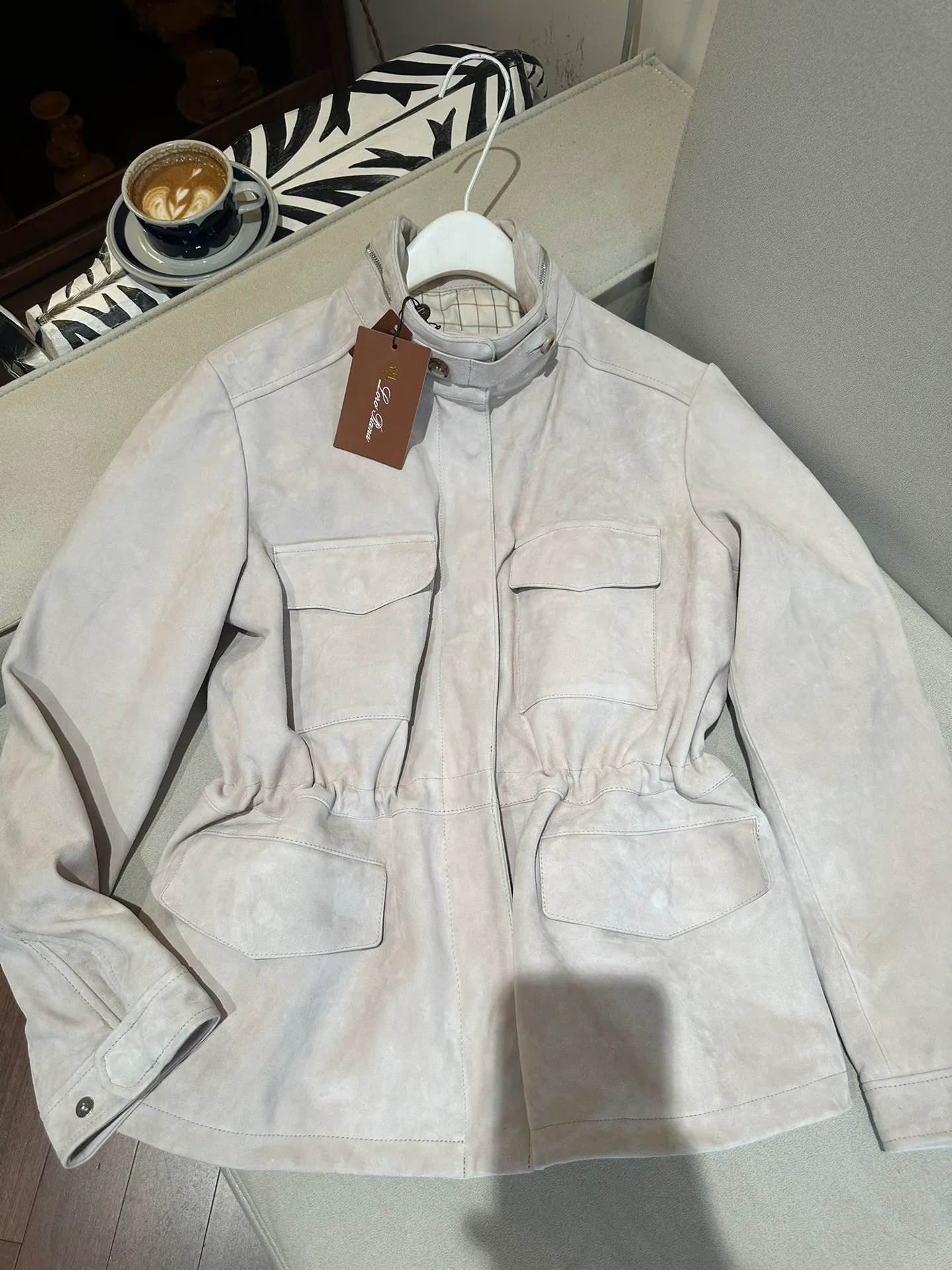 Кожаные Куртки И Дублёнки Женские Loro Piana 5045617