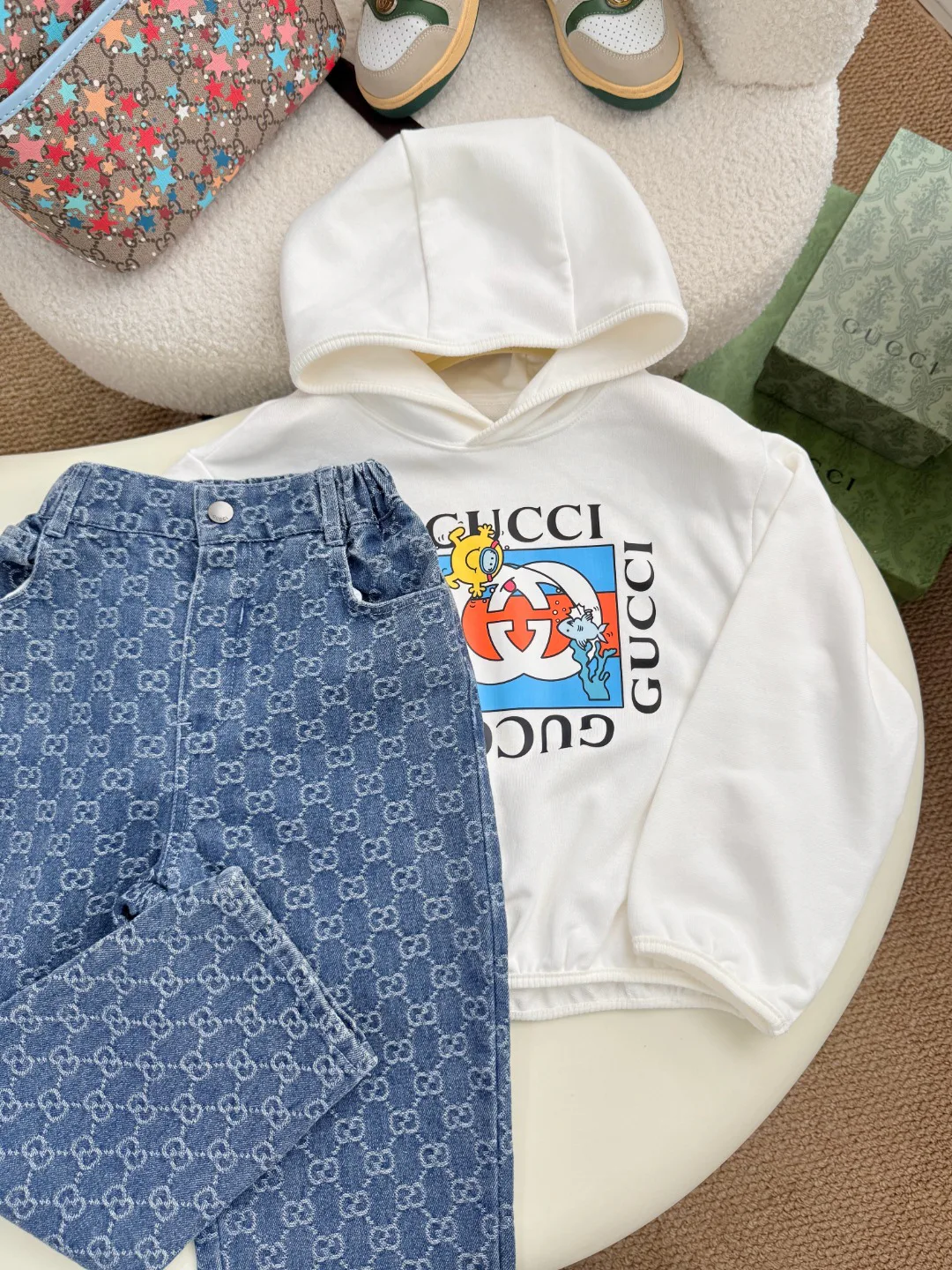 Джинсы Женские Gucci 18243244
