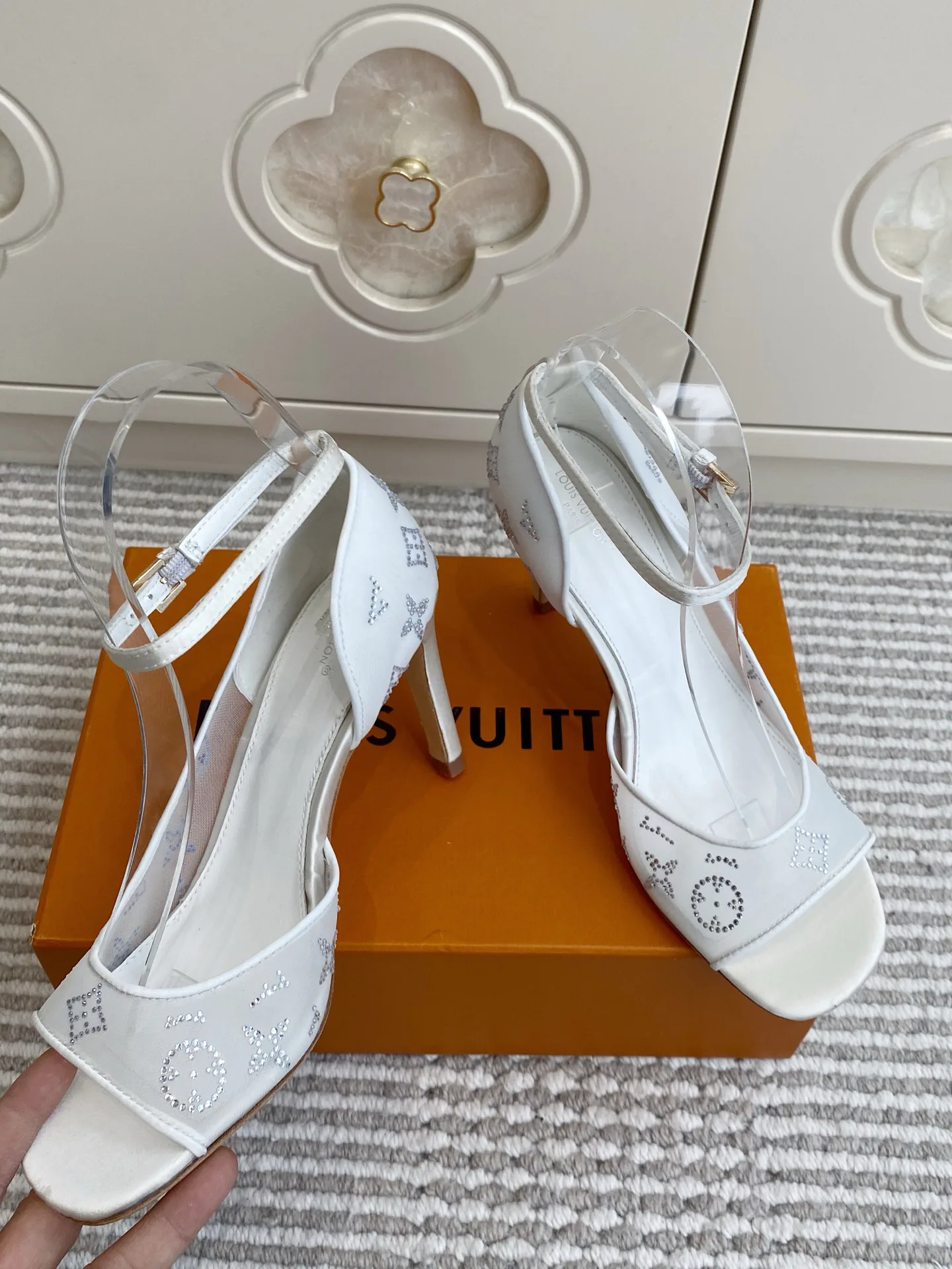 Босоножки Женские Louis Vuitton 13185471