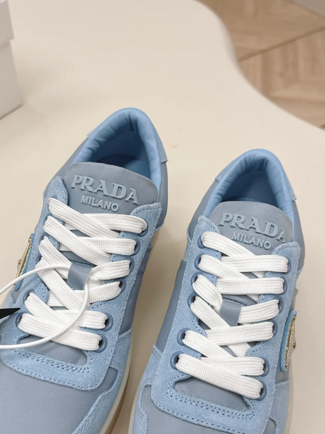 Кроссовки Женские Prada 11594930