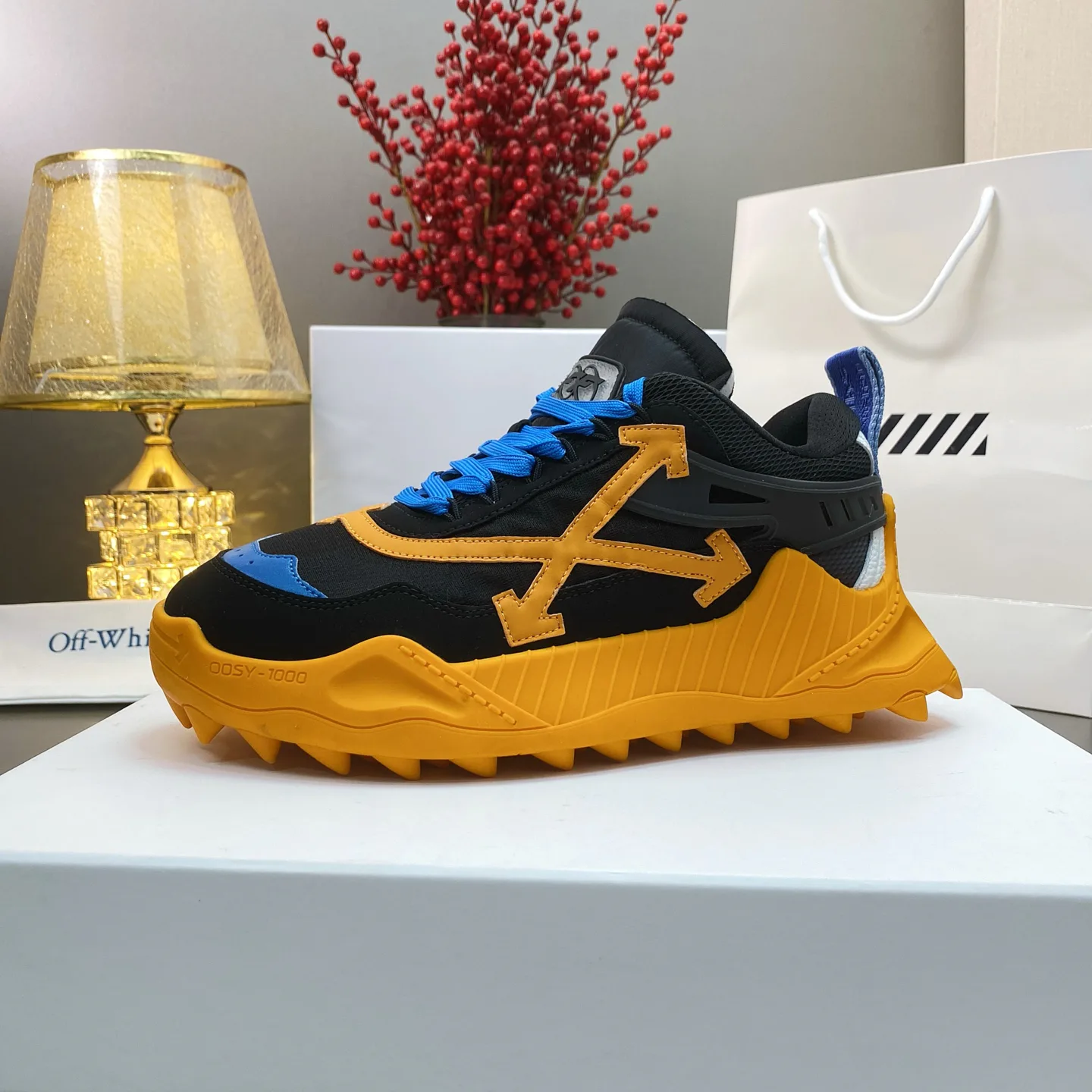 Кроссовки Женские Off-White 17530529