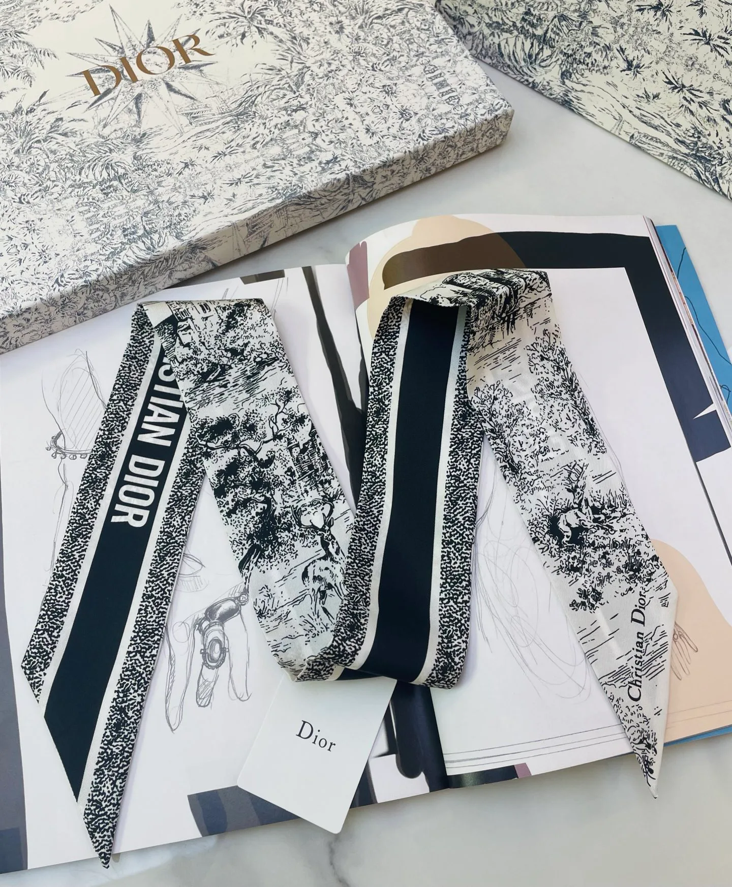 Платки Christian Dior 11460447