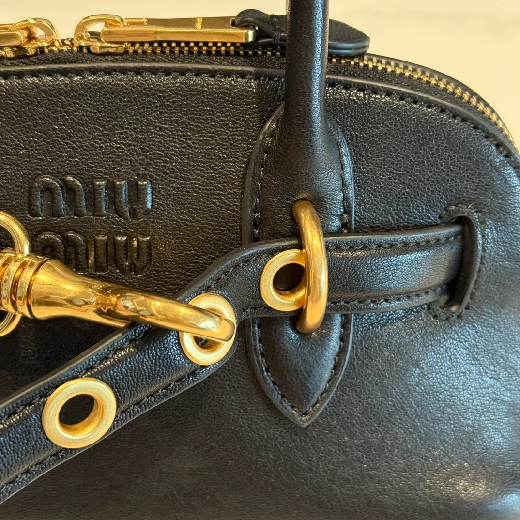 Классические Сумки Женские Miu Miu 11630288