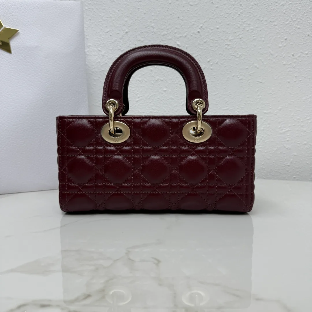 Классические Сумки Женские Christian Dior 17601426