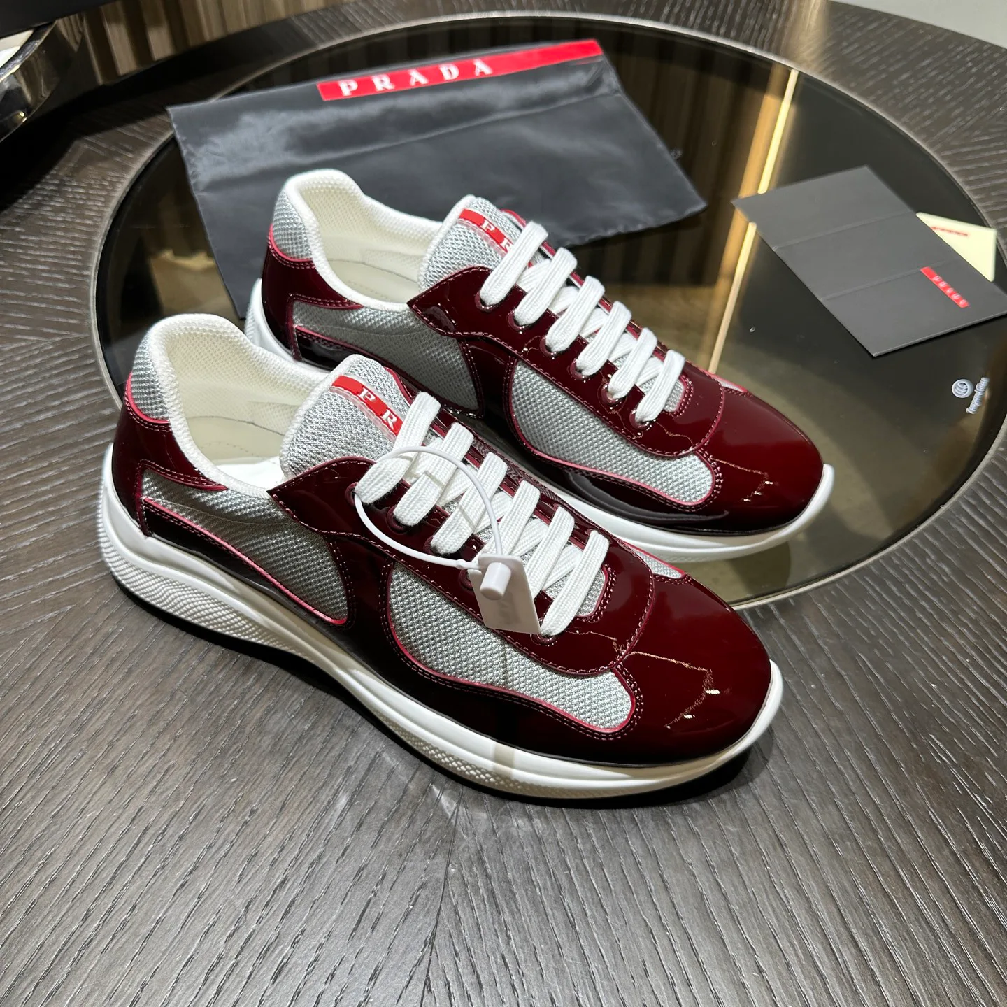 Кроссовки Мужские Prada 18192209