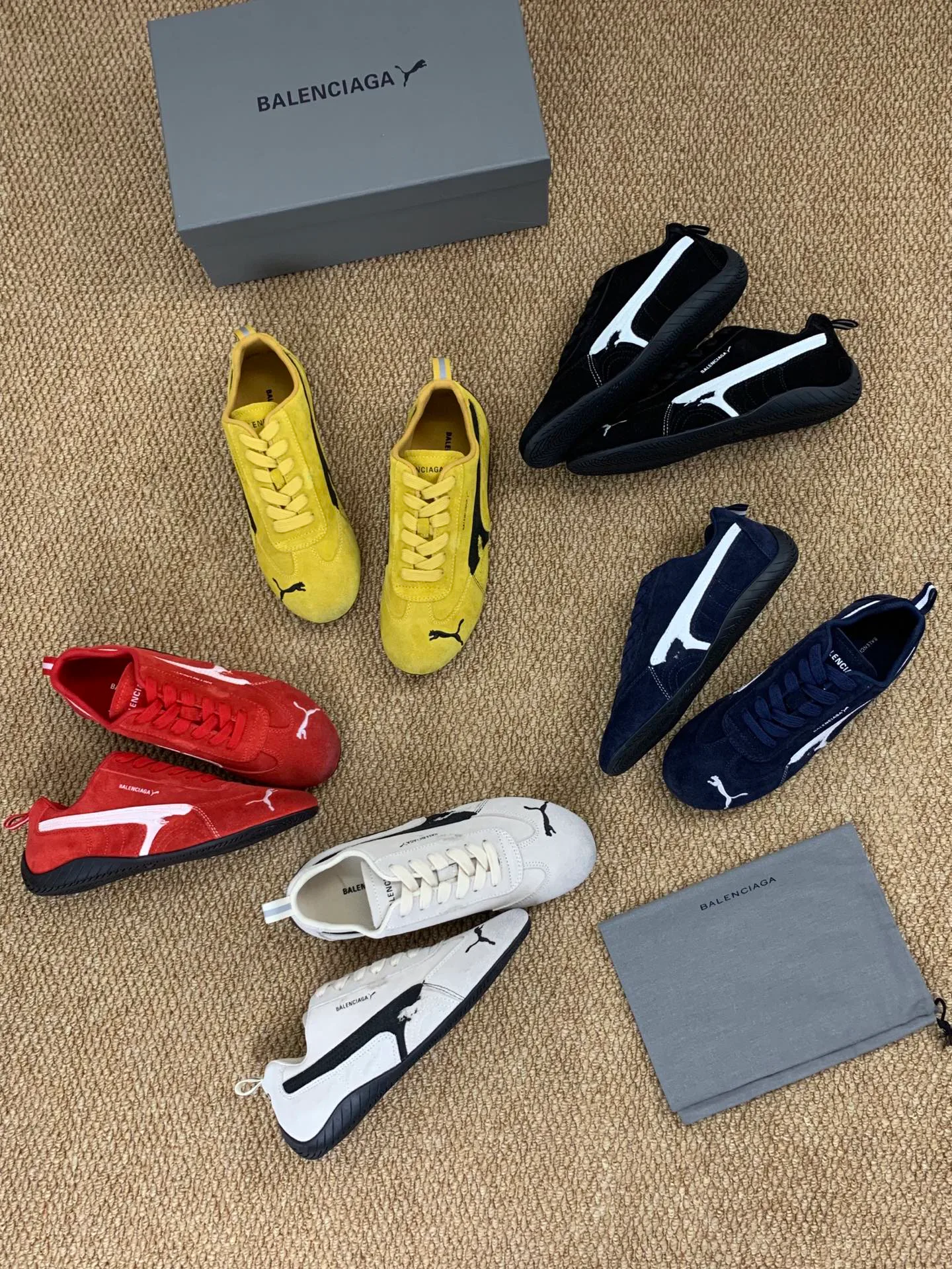 Кроссовки Женские Balenciaga 17545262