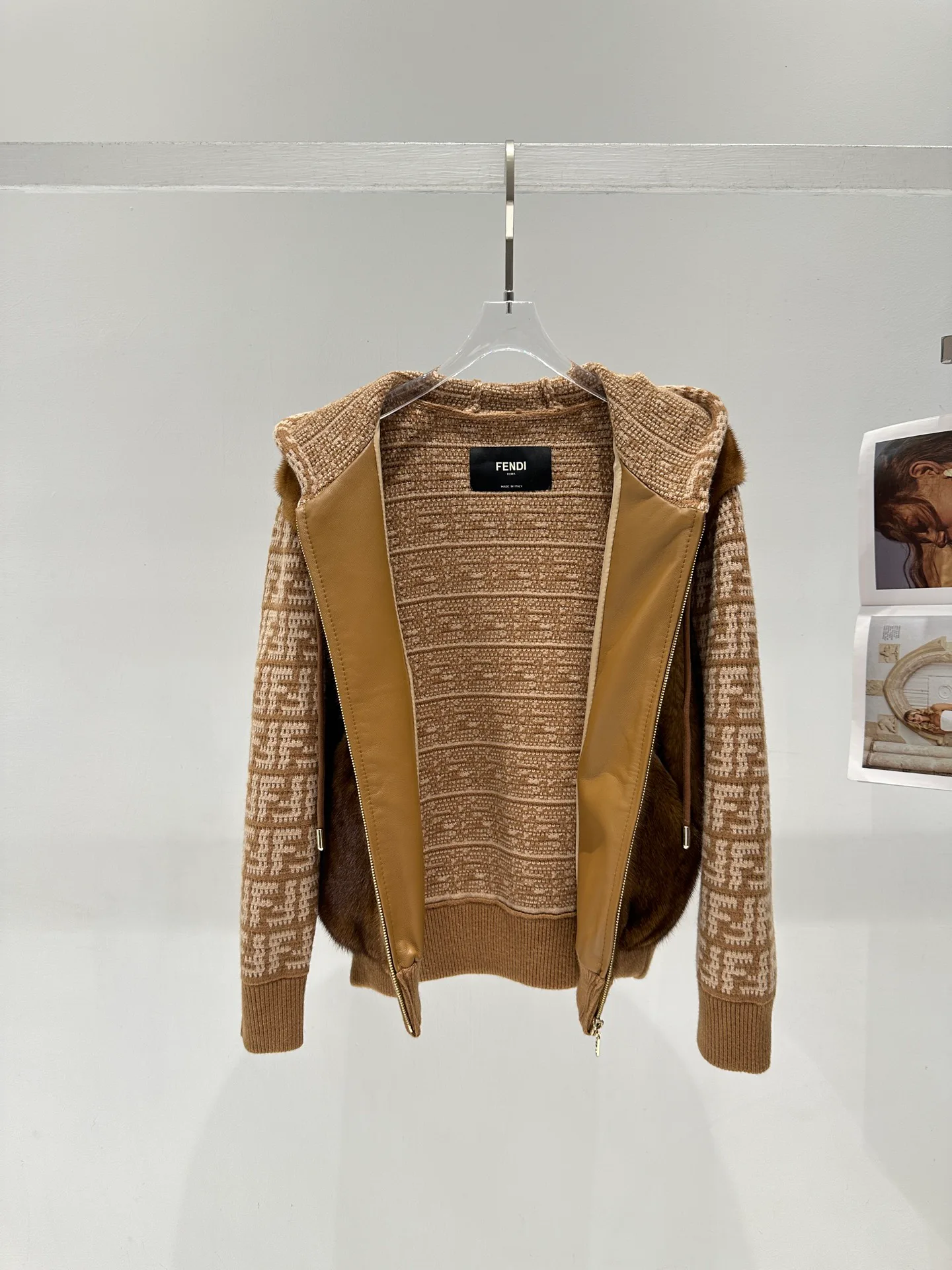 Куртки И Пуховики Женские Fendi 785679